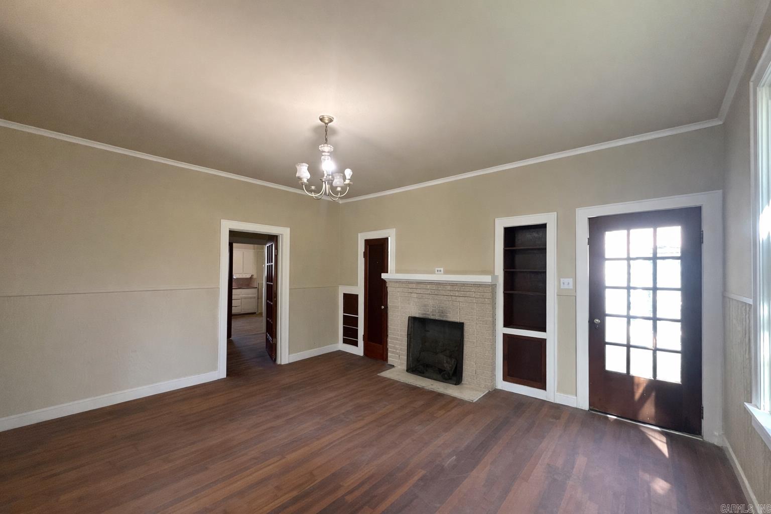 1406 E Main St. Property Photo 15
