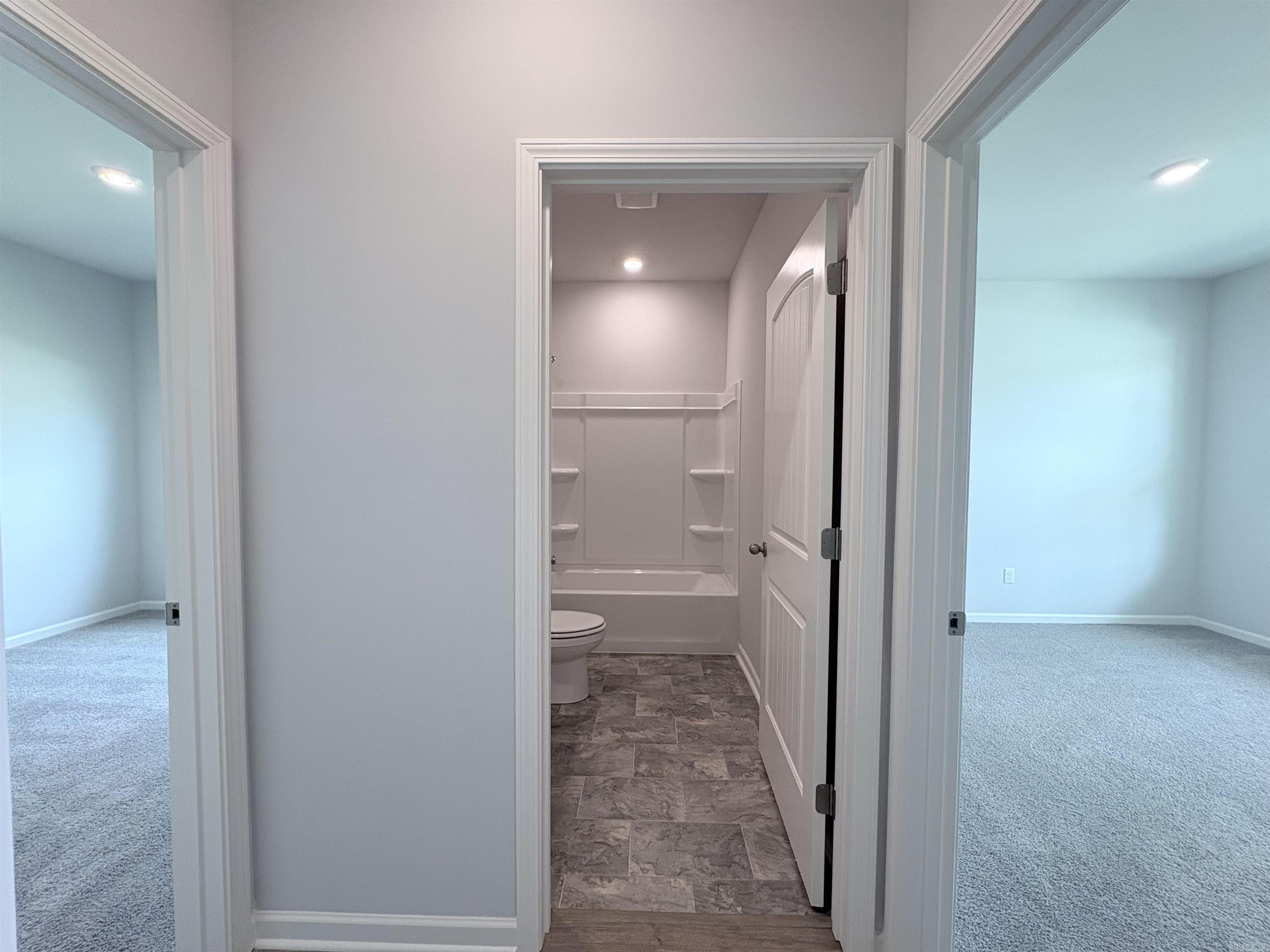 4901 Edgemont Drive Property Photo 17