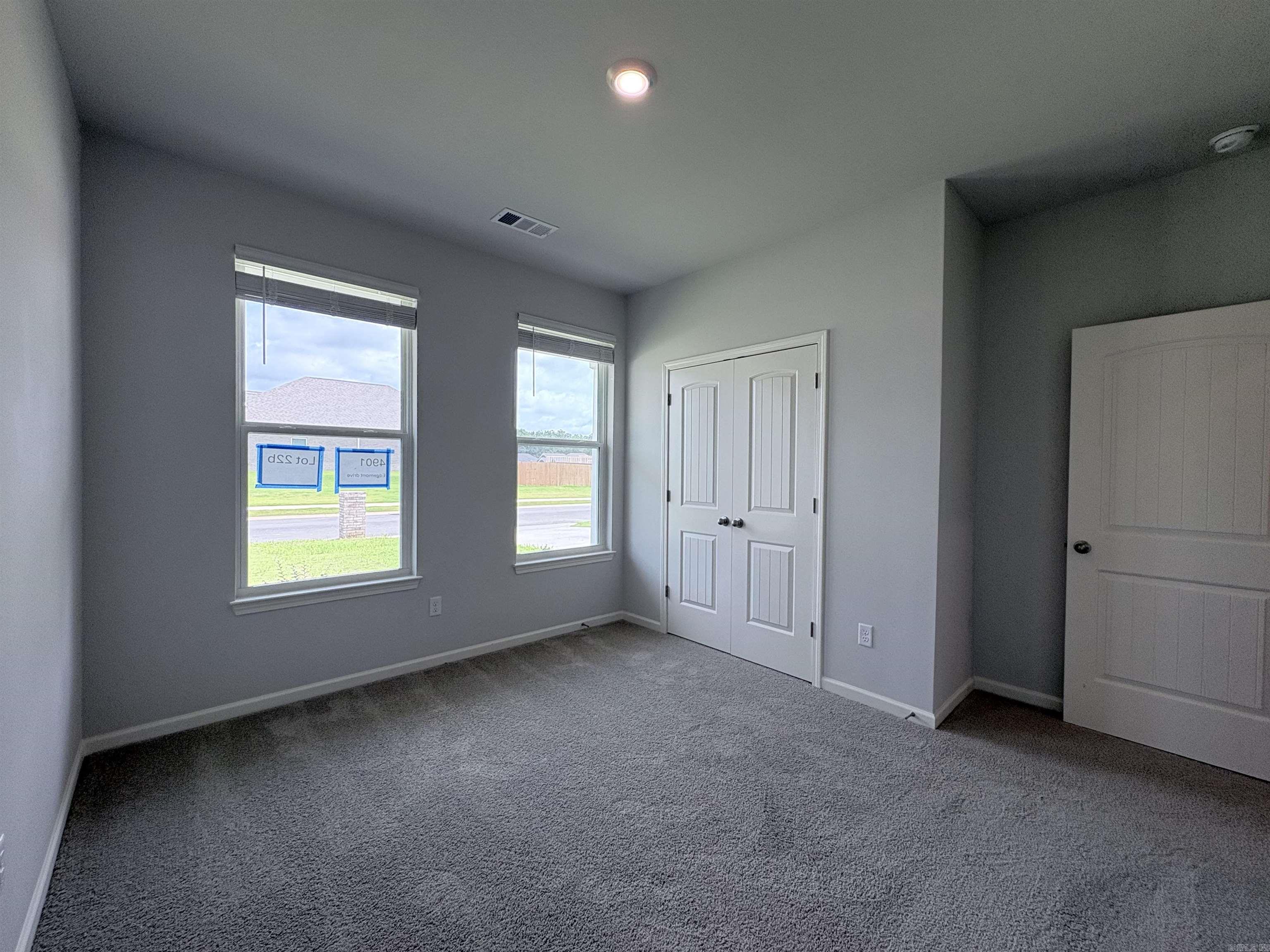 4901 Edgemont Drive Property Photo 18