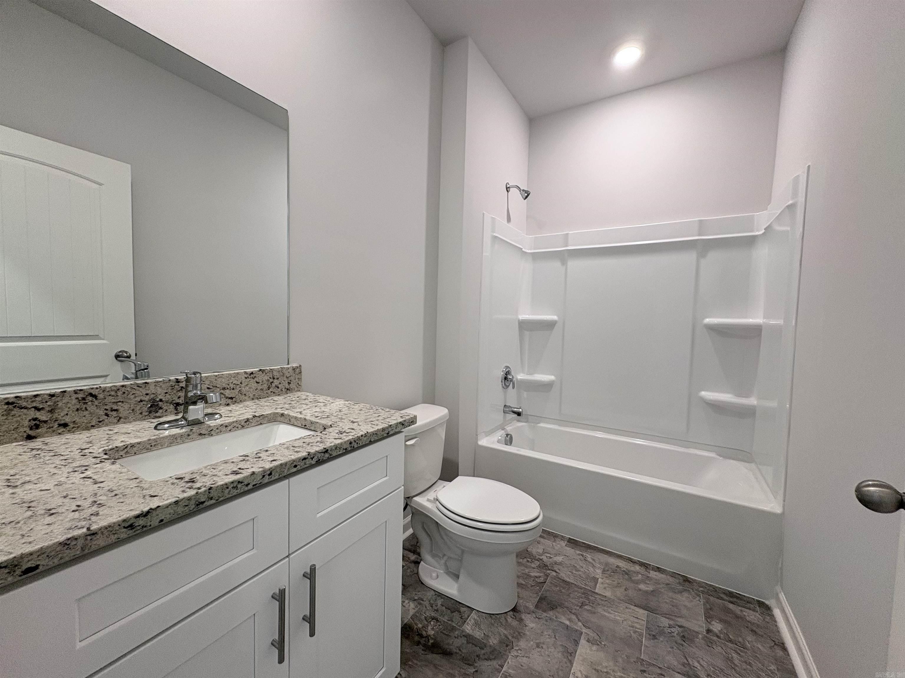4901 Edgemont Drive Property Photo 19