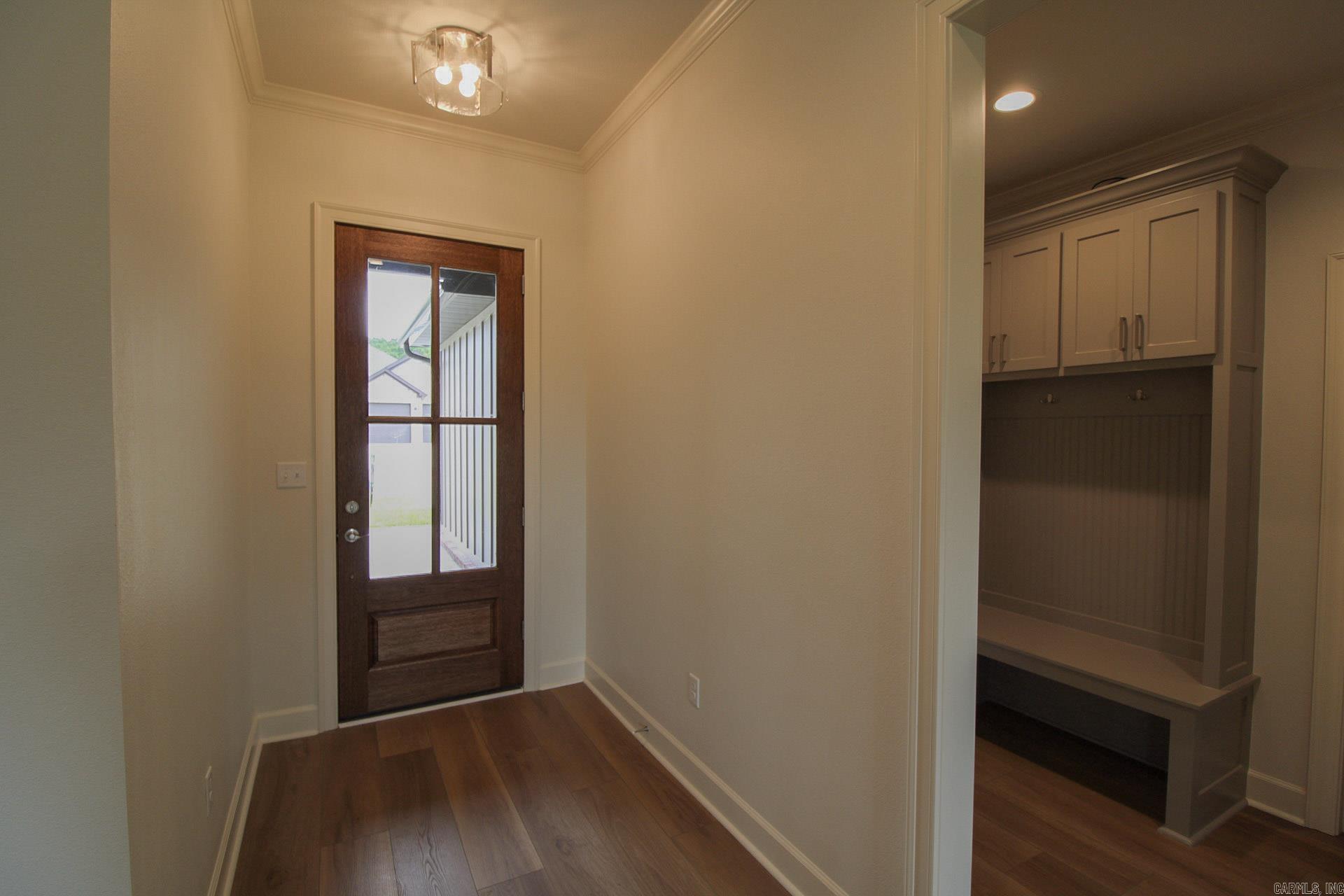 1020 Ridgeview Cove Property Photo 2