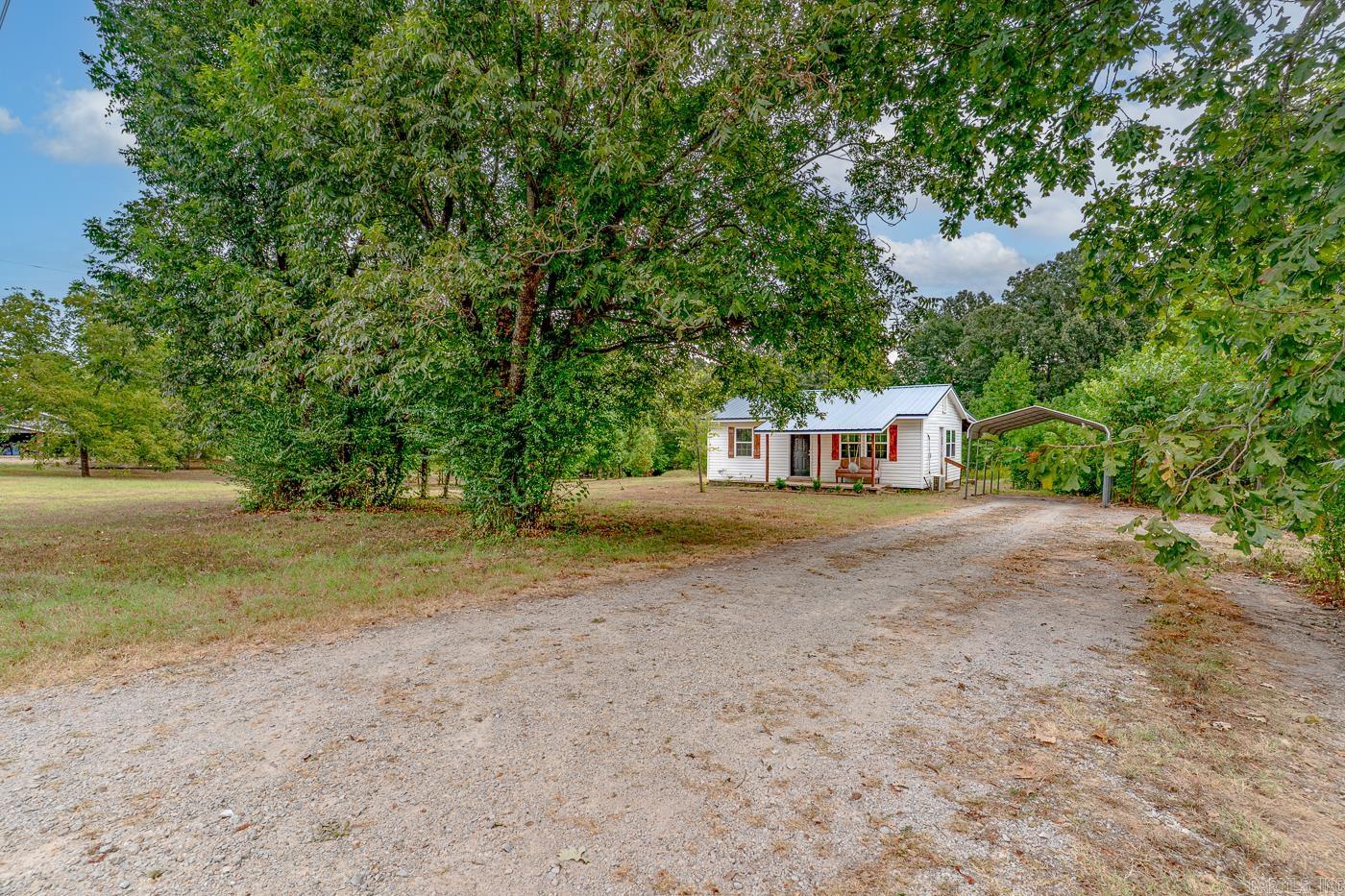 152 Lentz Street Property Photo 5