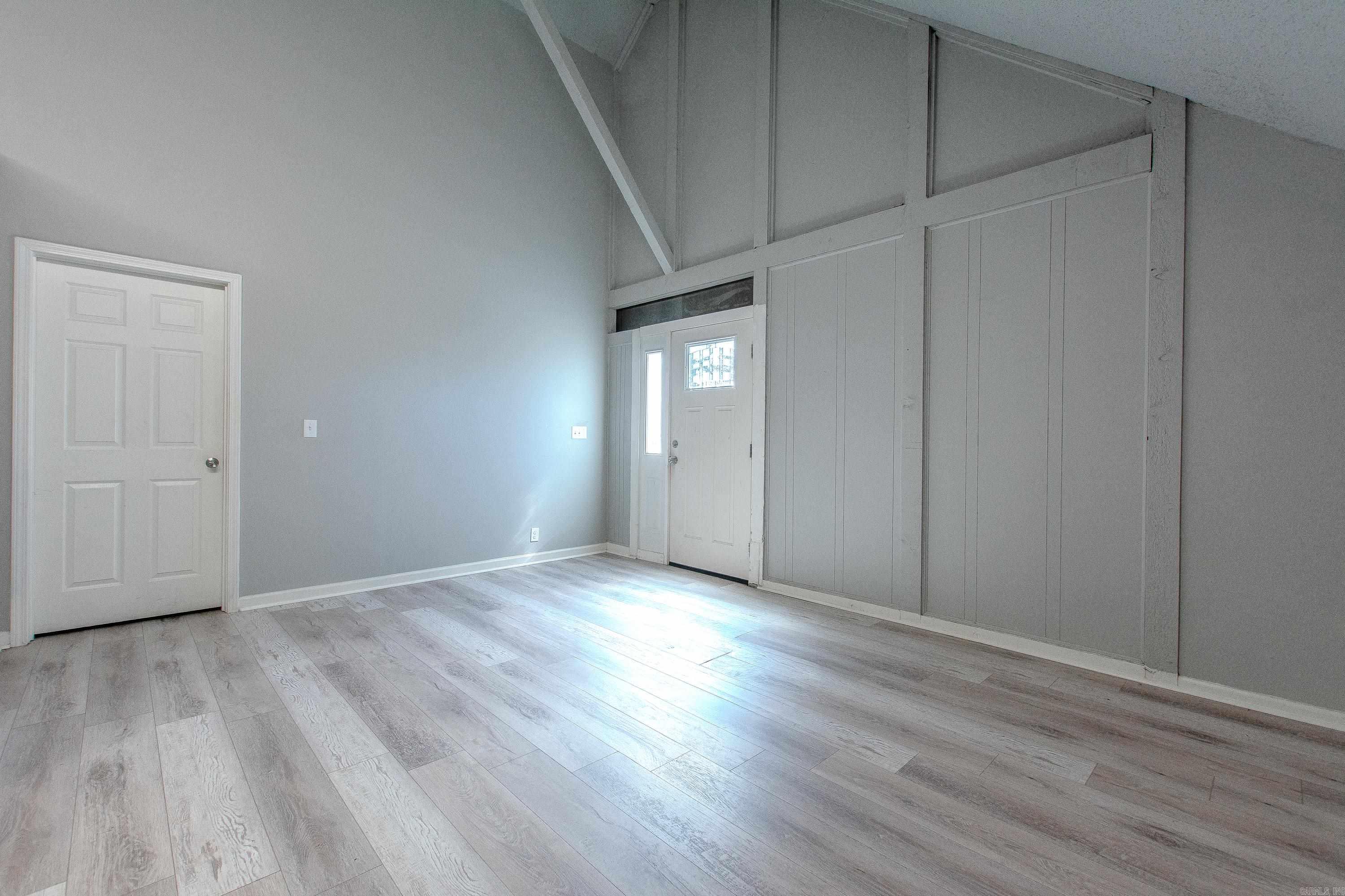 1904 Evans Loop Property Photo 12