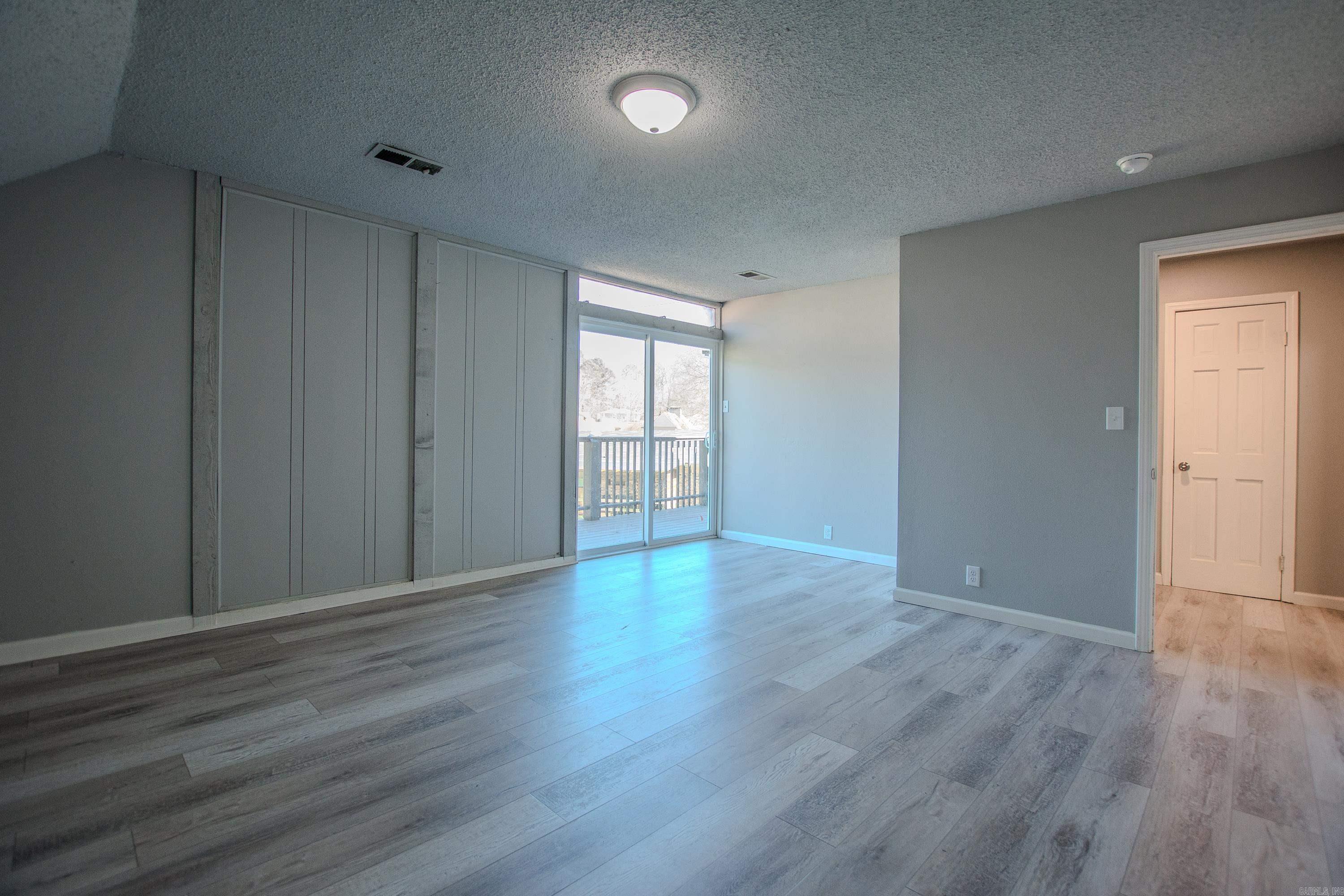 1904 Evans Loop Property Photo 22