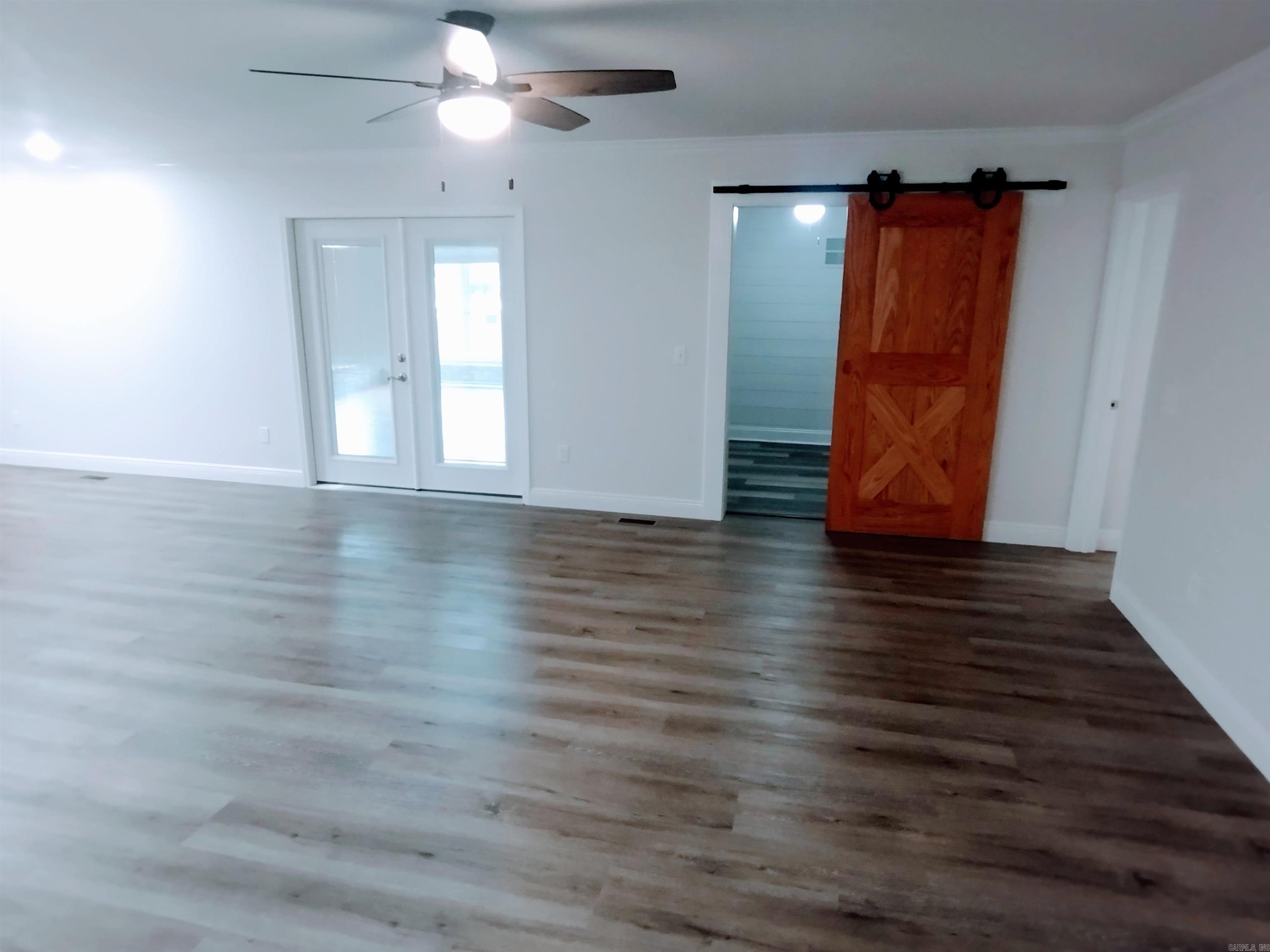 1502 Cynthia St Property Photo 27