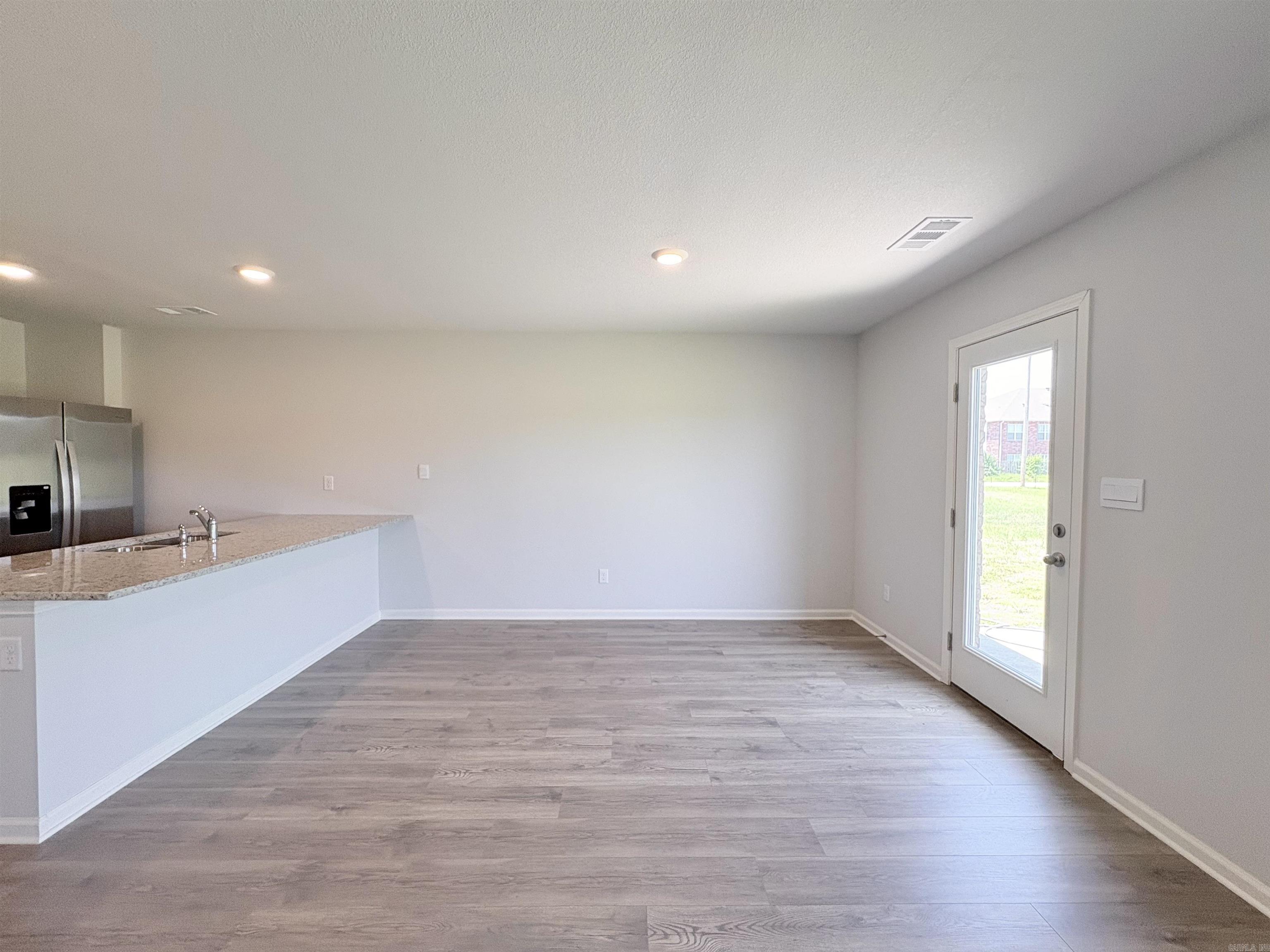 103 Terry Drive Property Photo 6
