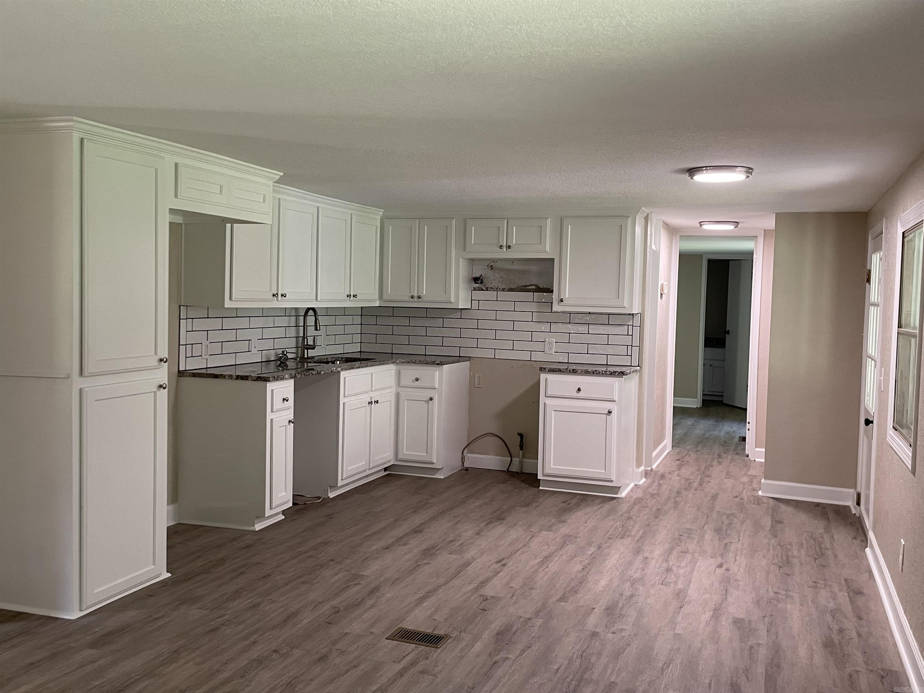 395 Wood Grove Lane Property Photo 14