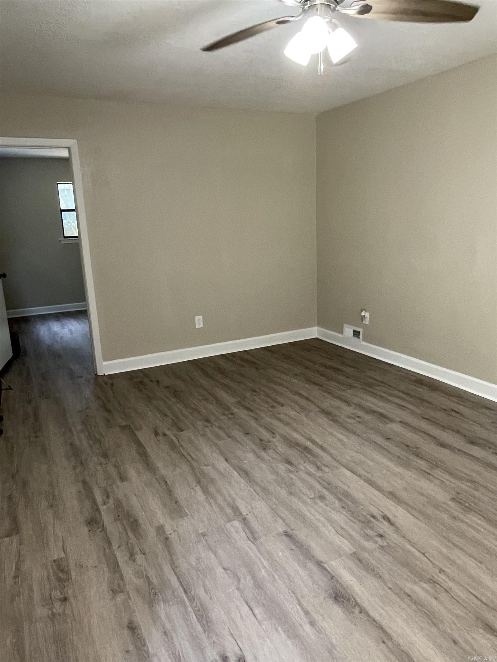 395 Wood Grove Lane Property Photo 33