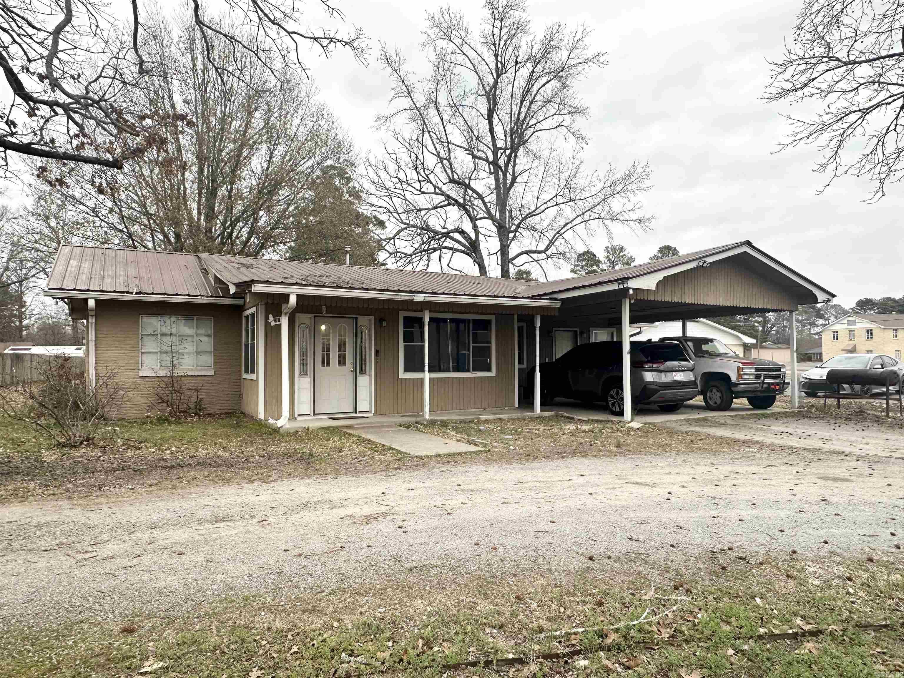 5709 Sulphur Springs Rd. Property Photo 1