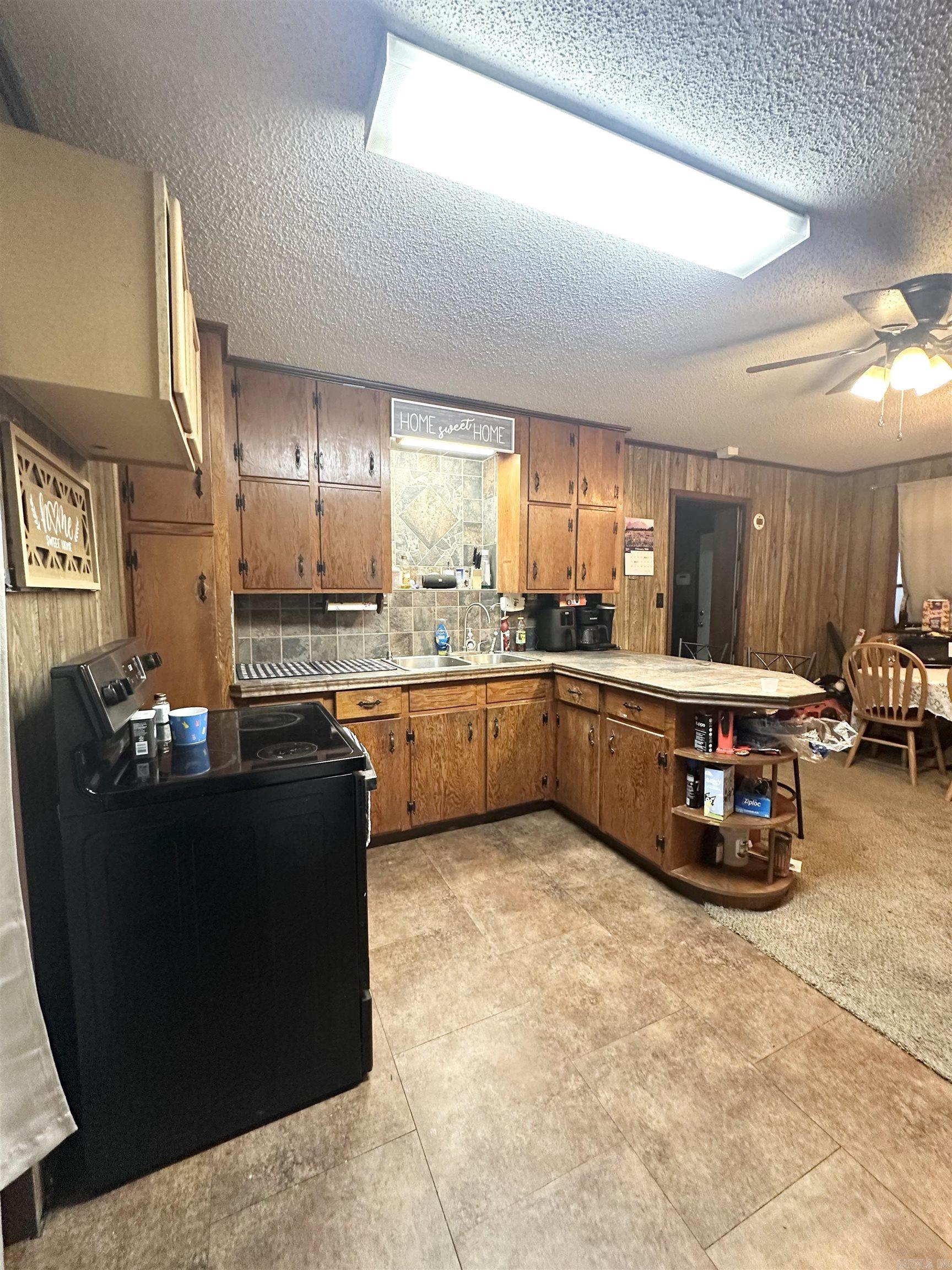 5709 Sulphur Springs Rd. Property Photo 4