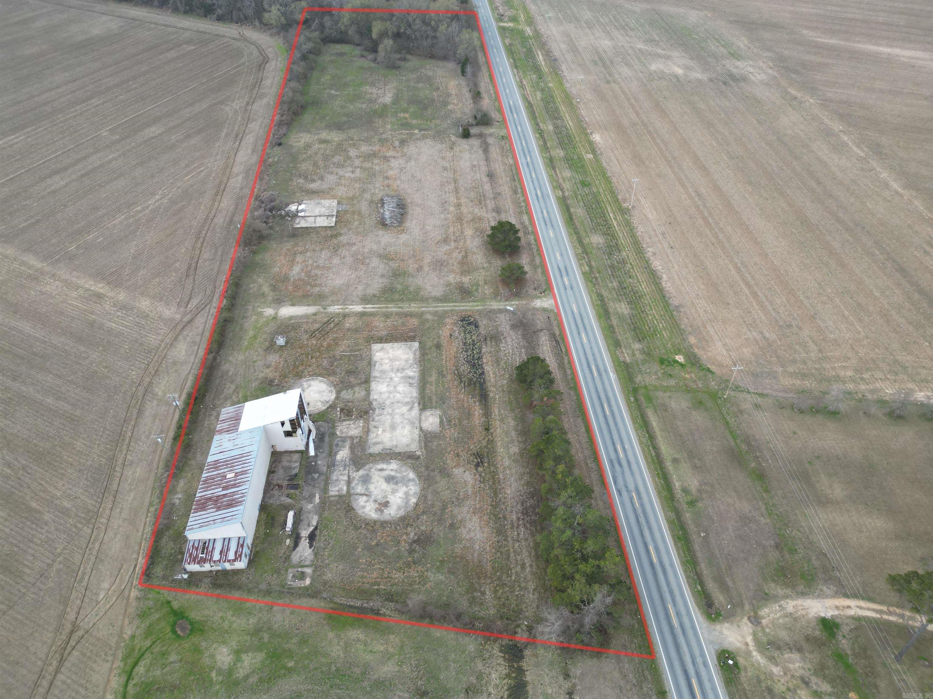 1204 E Highway 82 Property Photo 1