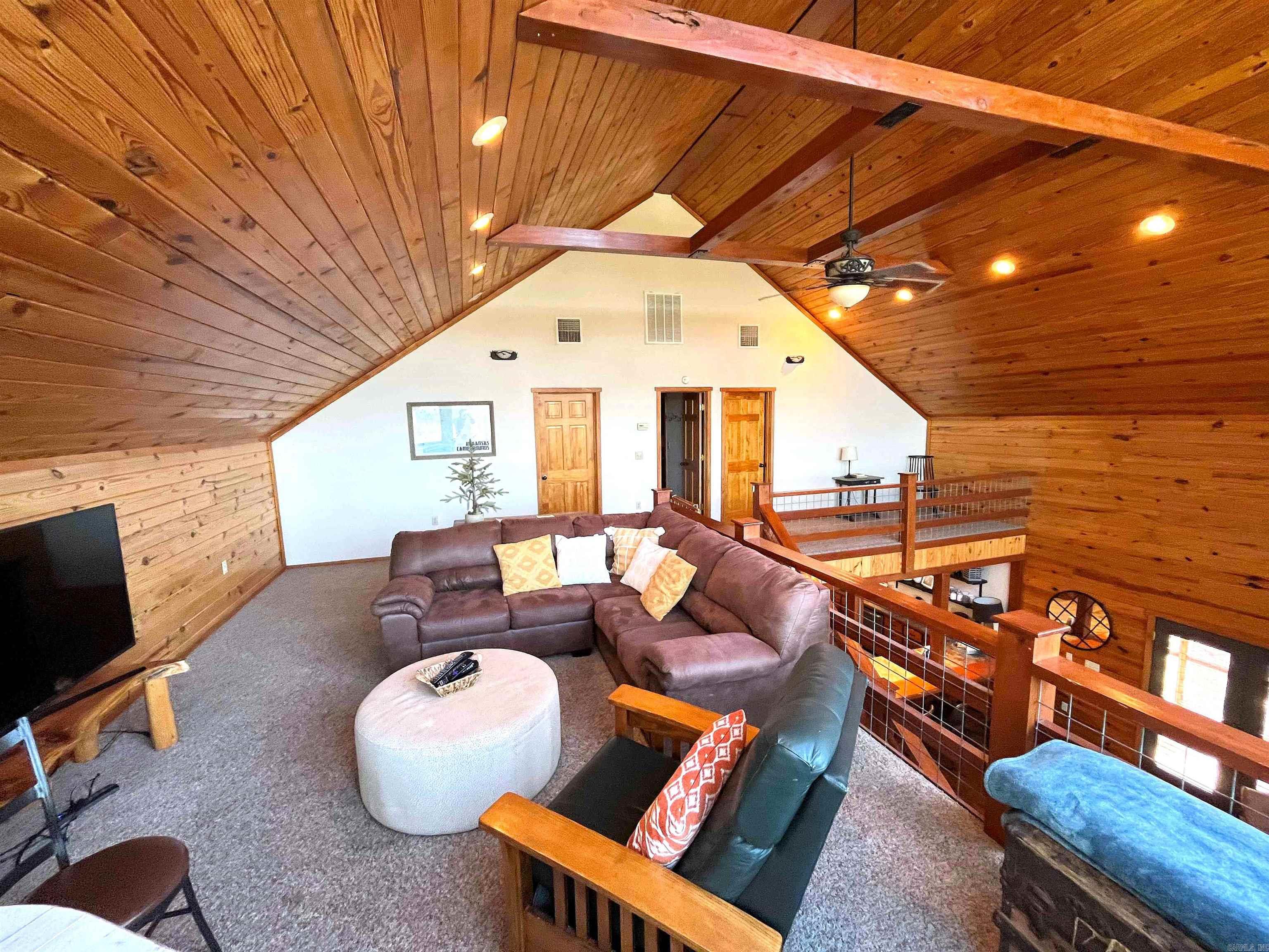 26007516 Property Photo 23
