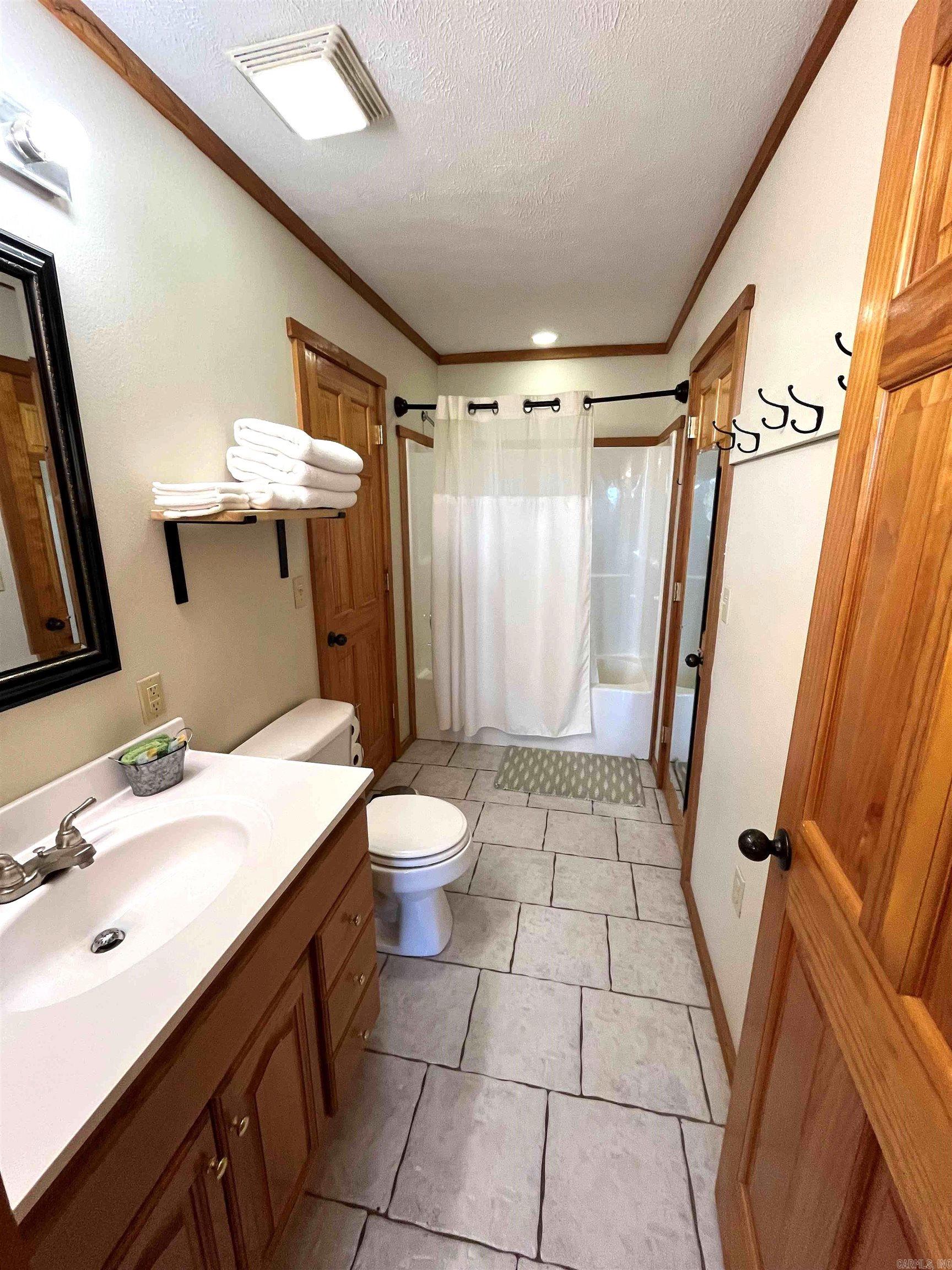 26007516 Property Photo 26