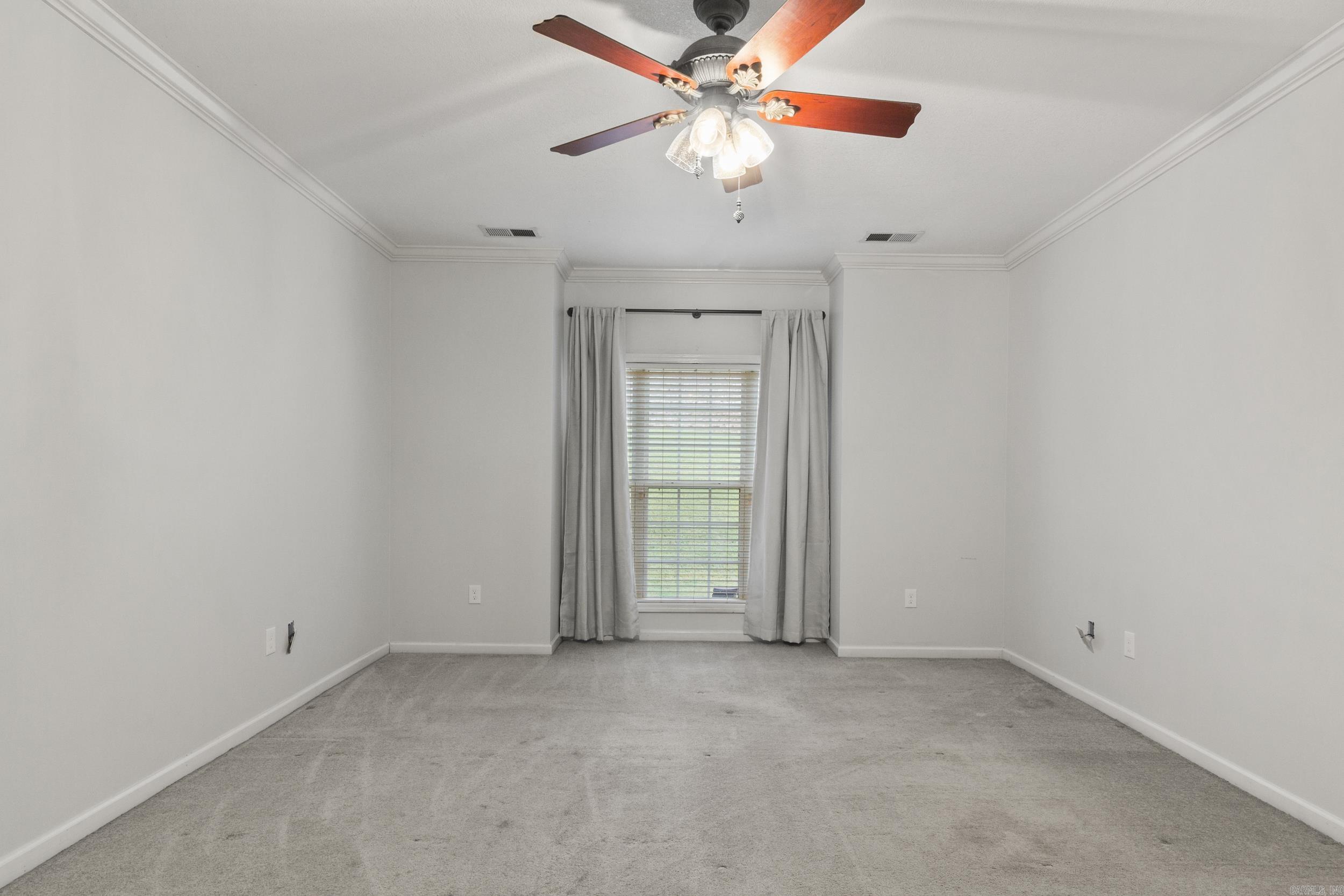 1321 E Martin Drive Property Photo 16