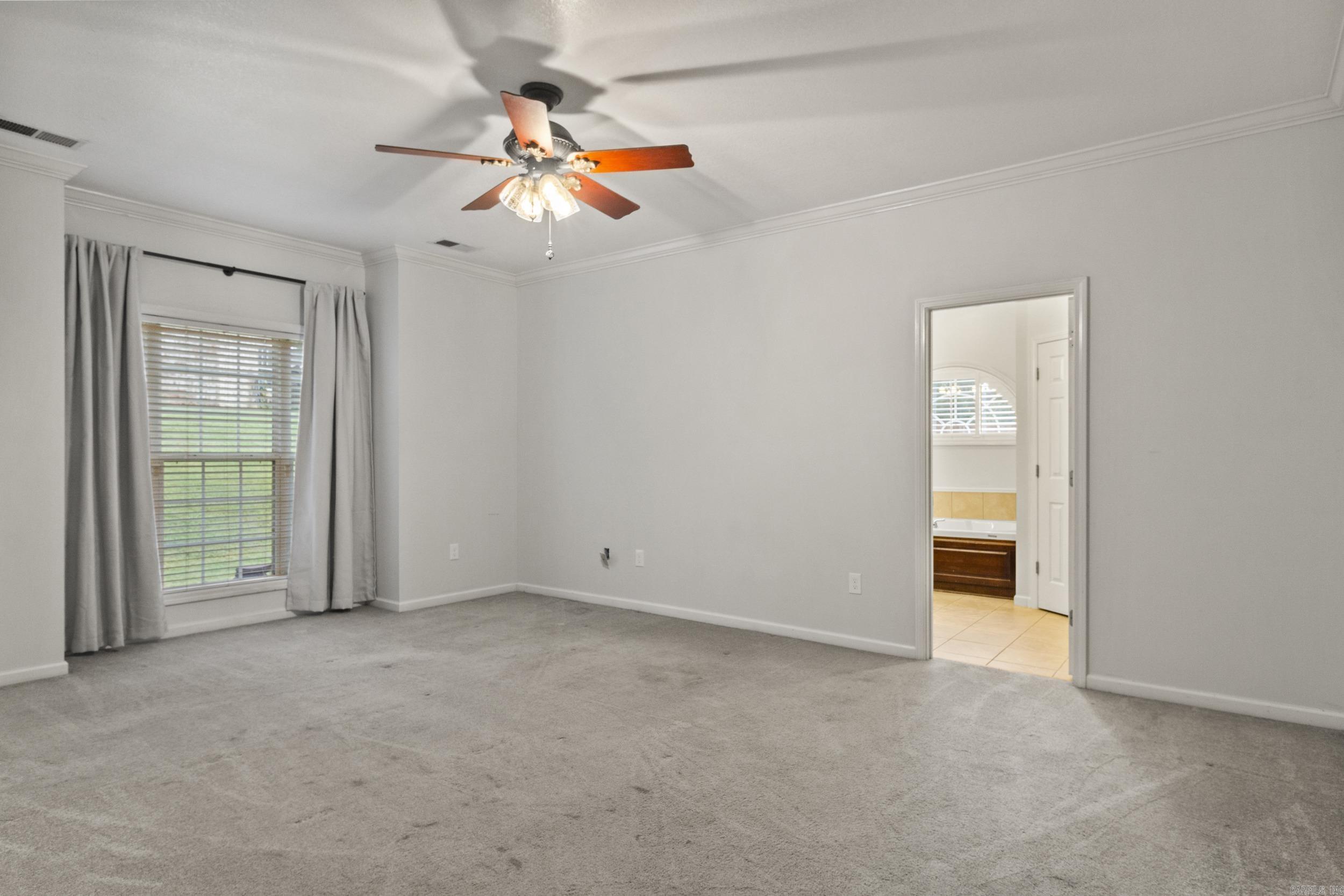 1321 E Martin Drive Property Photo 17