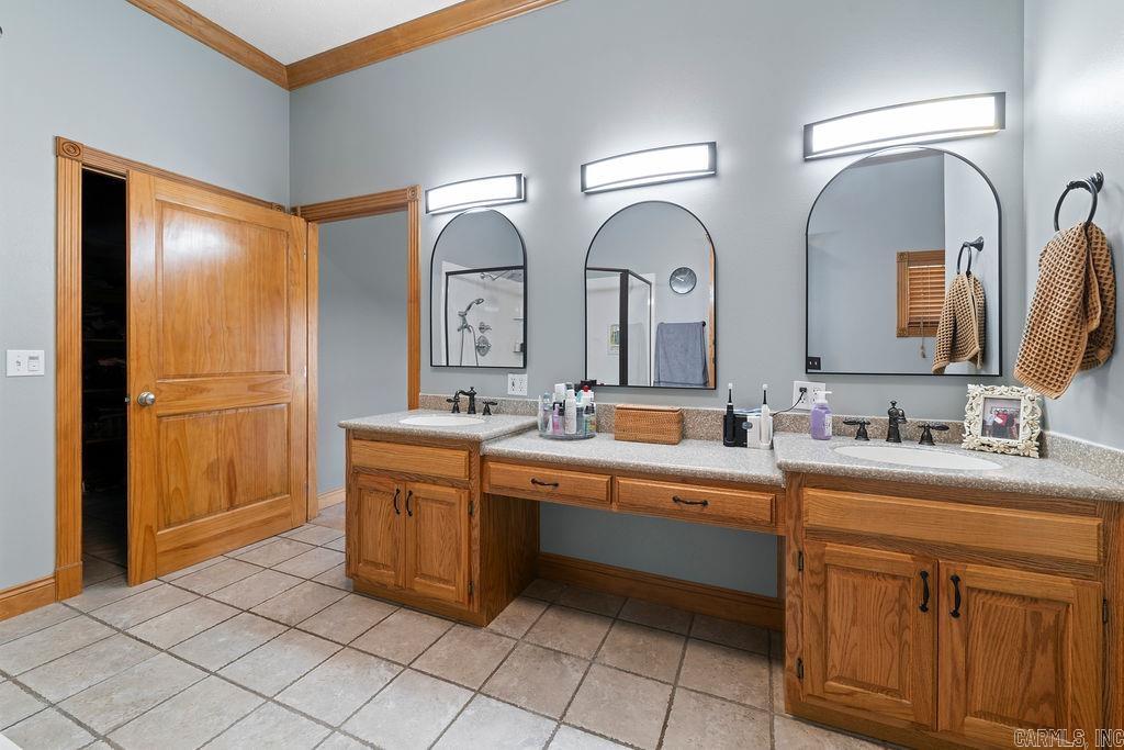 198 Rue Drive Property Photo 16