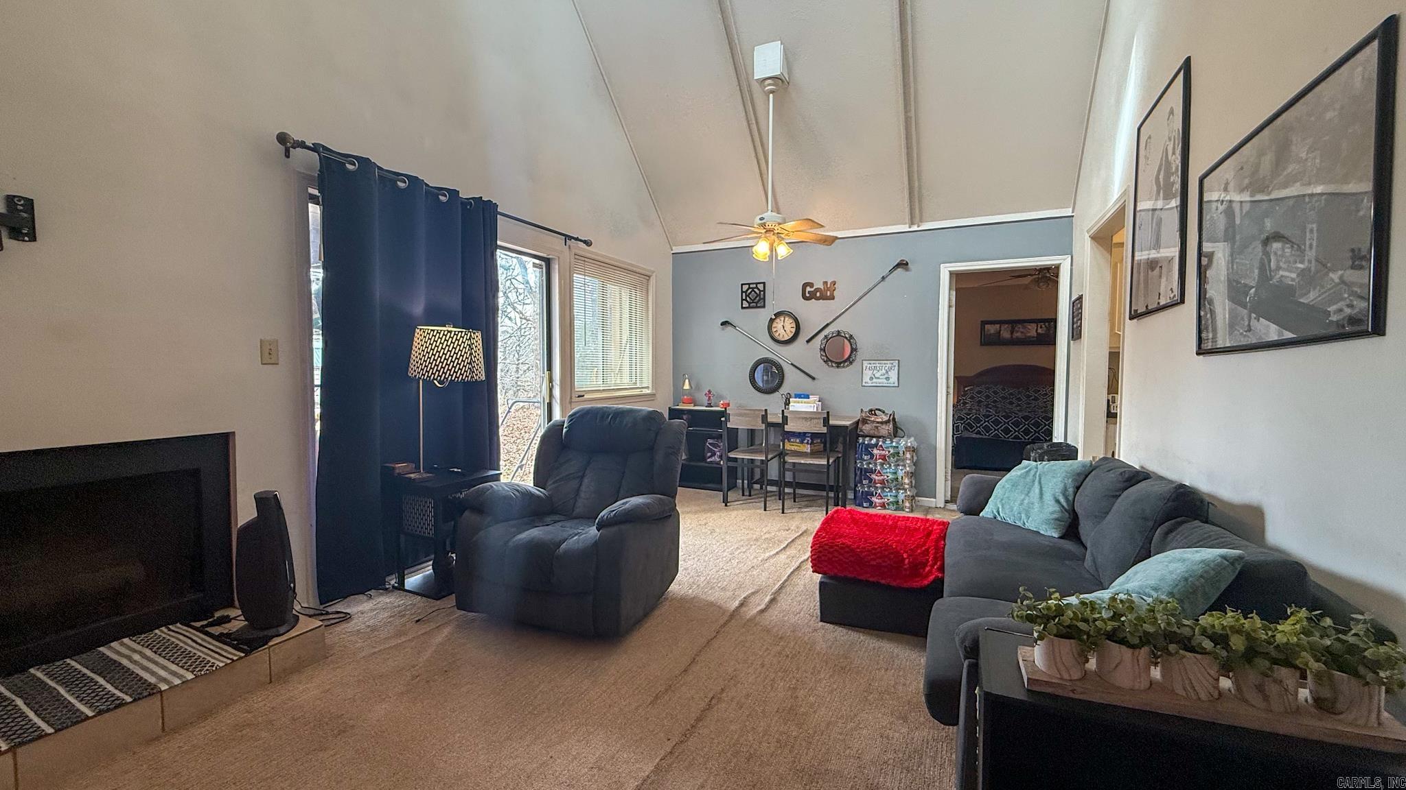 108 Shadow Ridge Loop Property Photo 13