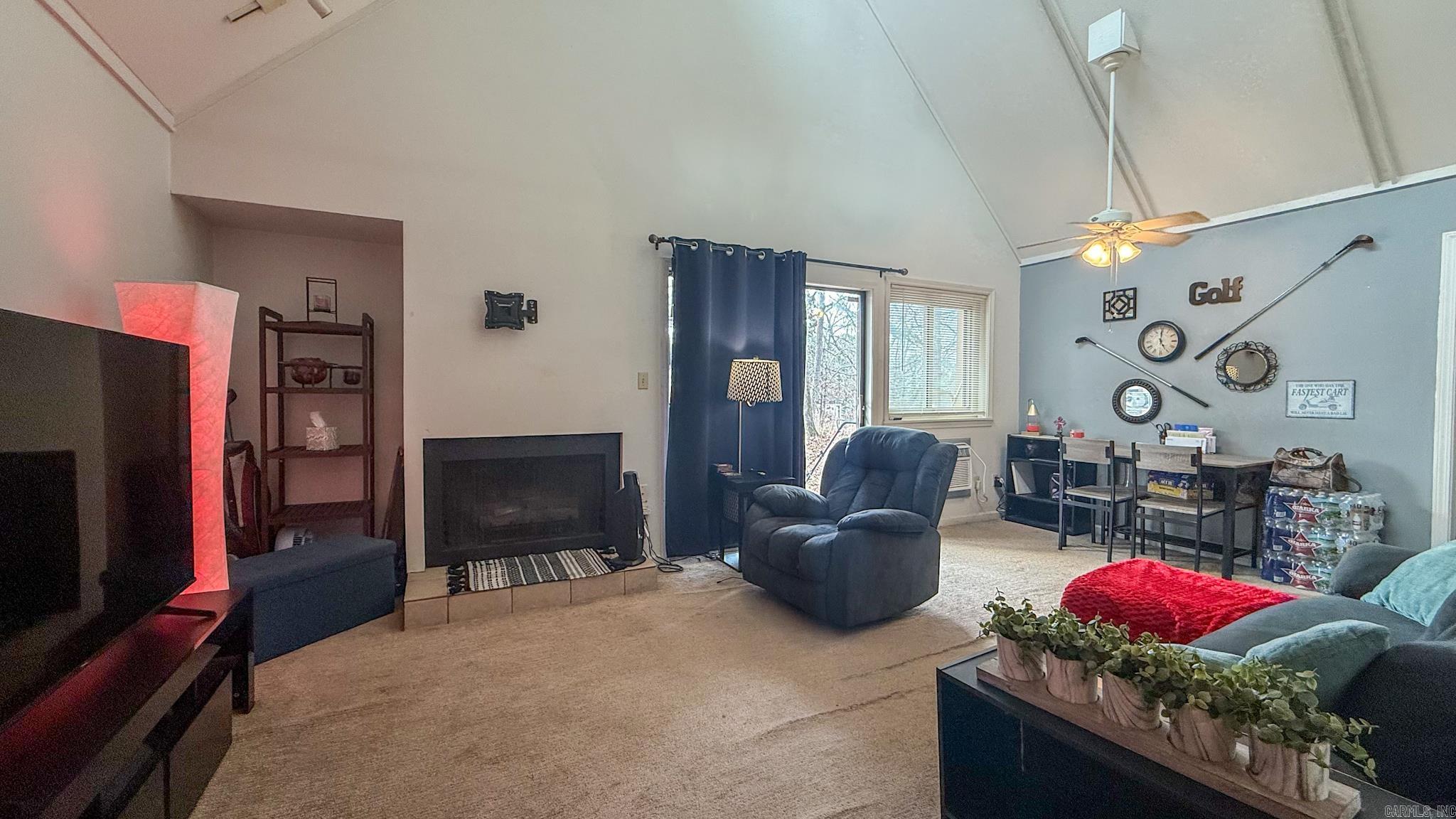 108 Shadow Ridge Loop Property Photo 16