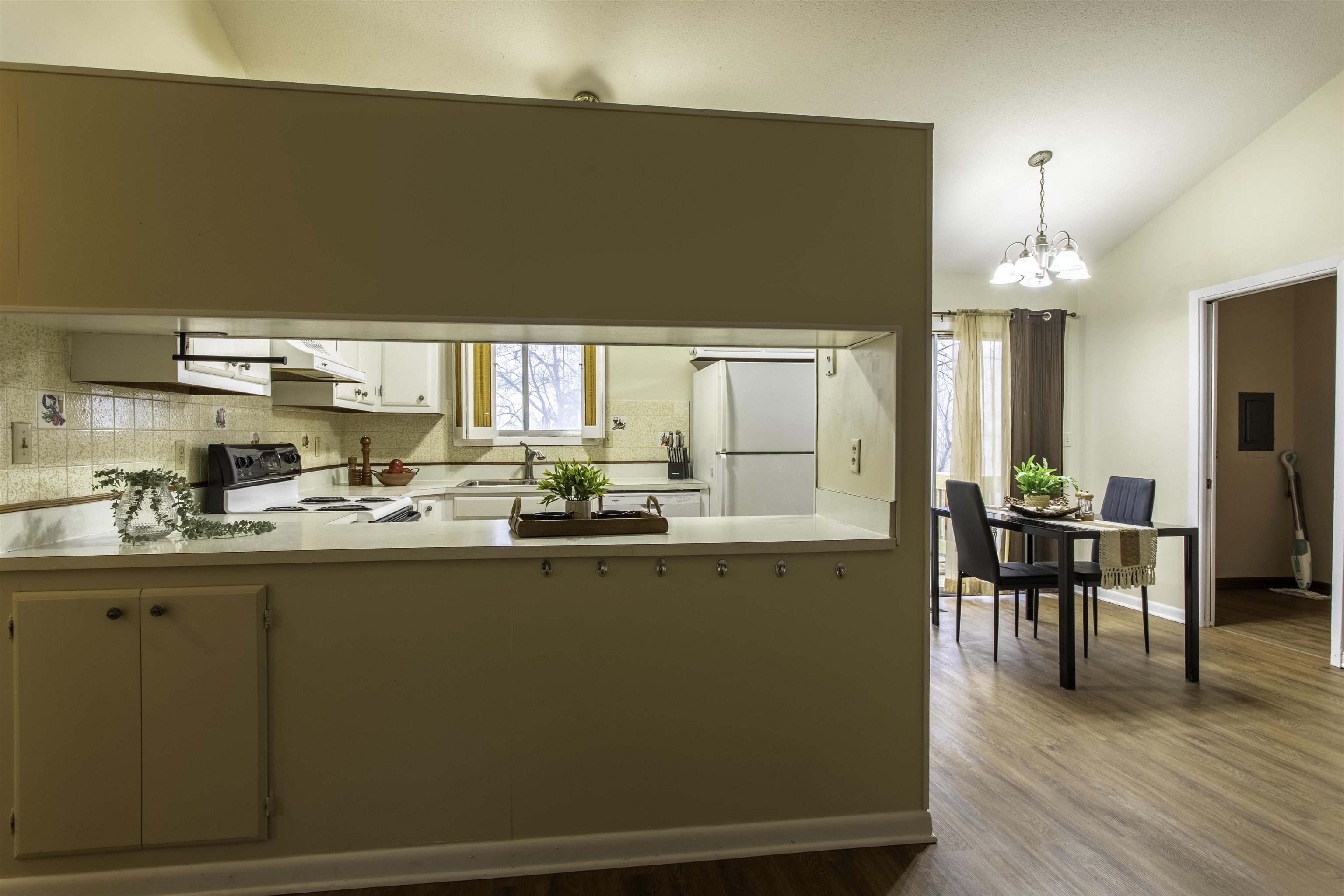 2 Cisco Circle Property Photo 13