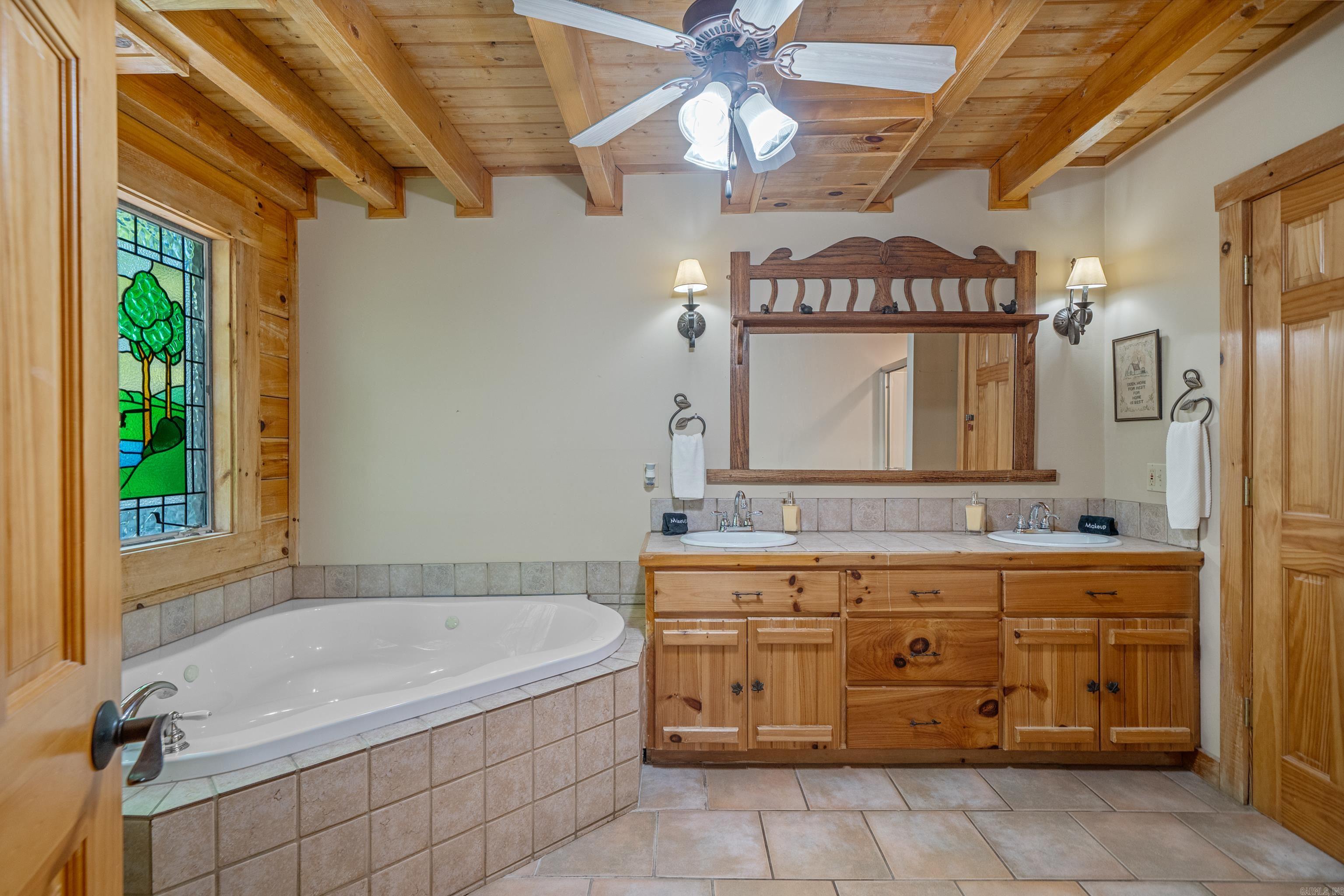 1415 Lakeshore Drive Property Photo 16