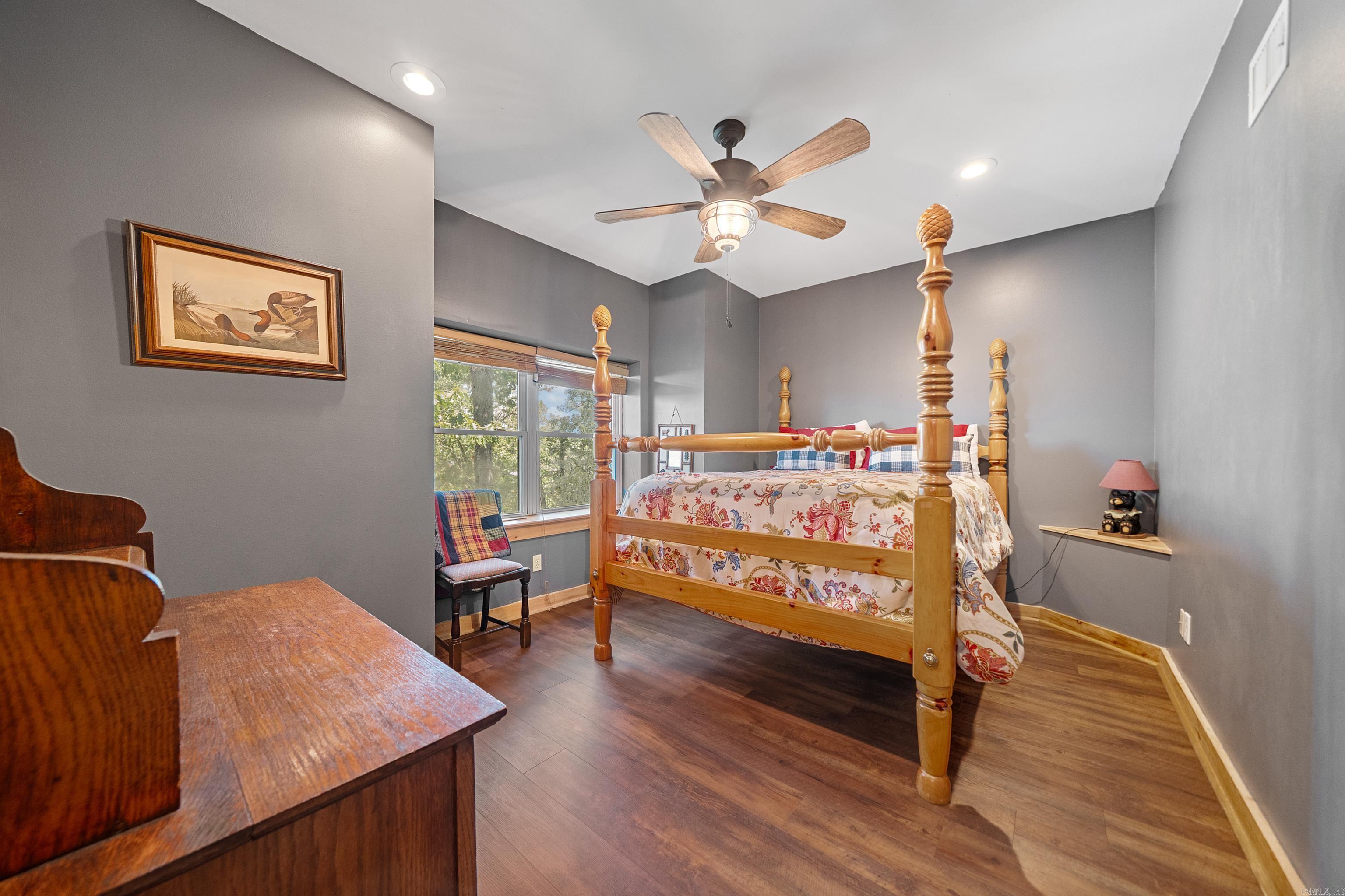 1415 Lakeshore Drive Property Photo 43