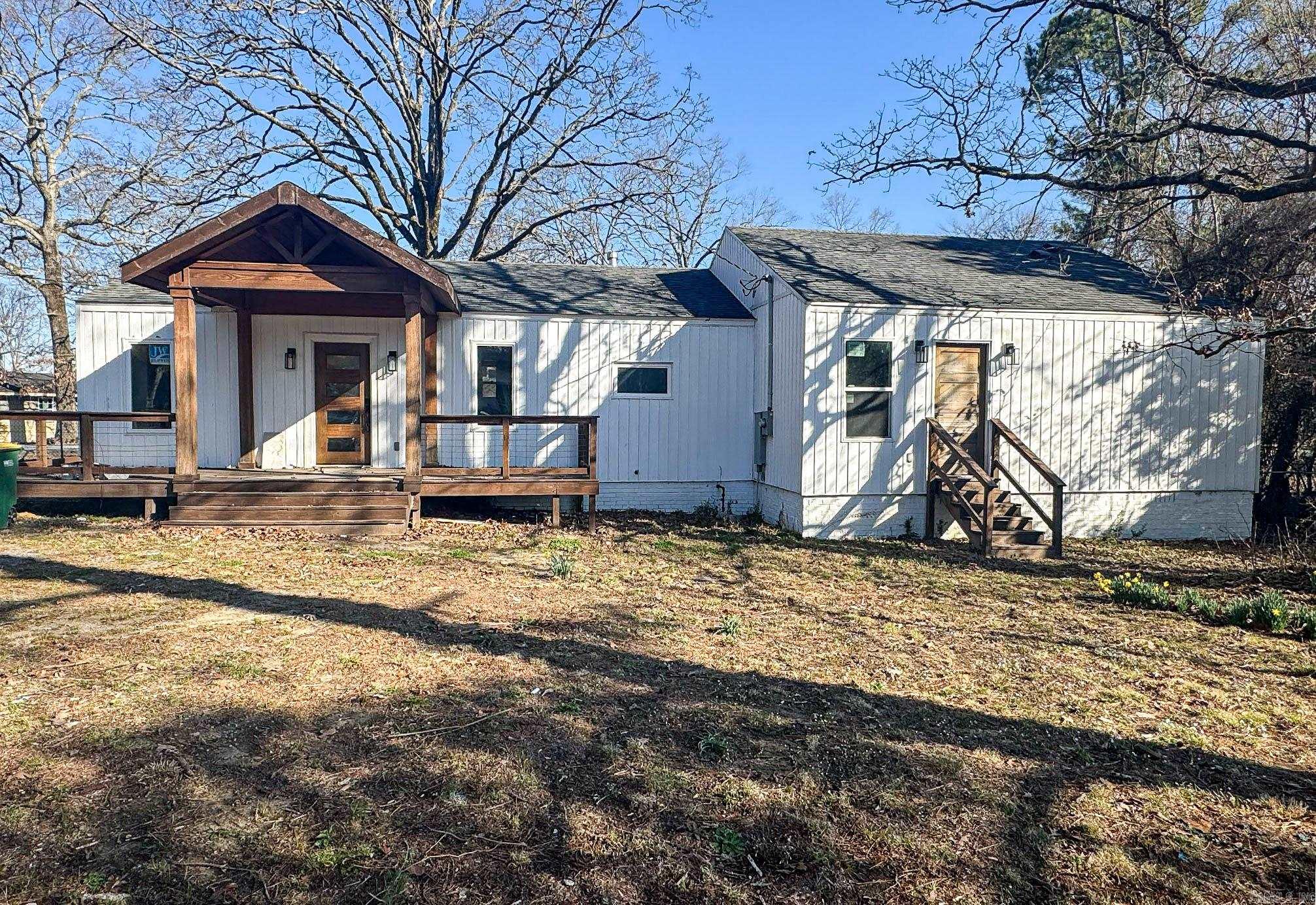 601 Hillcrest Road Property Photo 1