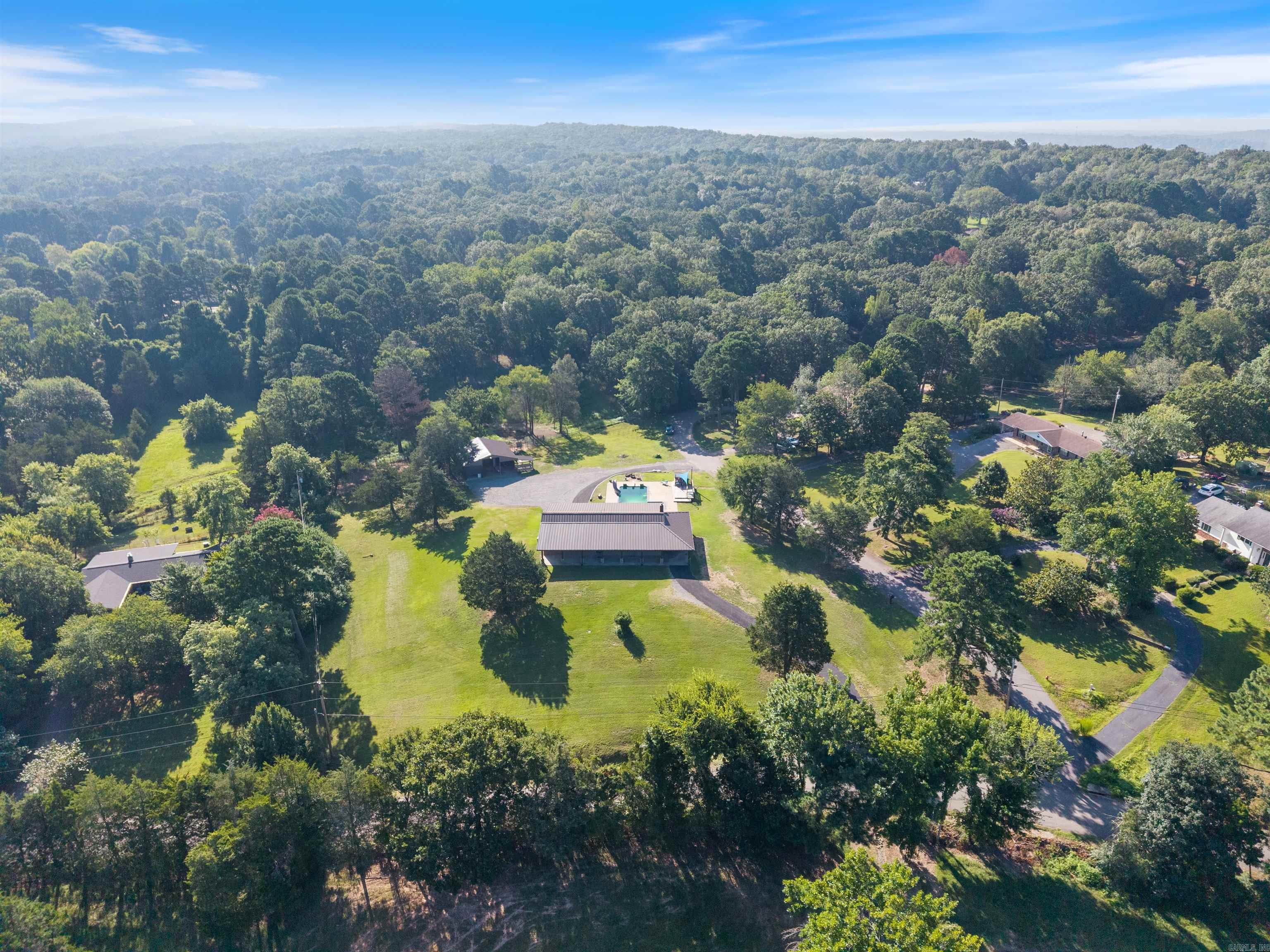 6 Cedar Hill Rd. Property Photo 1