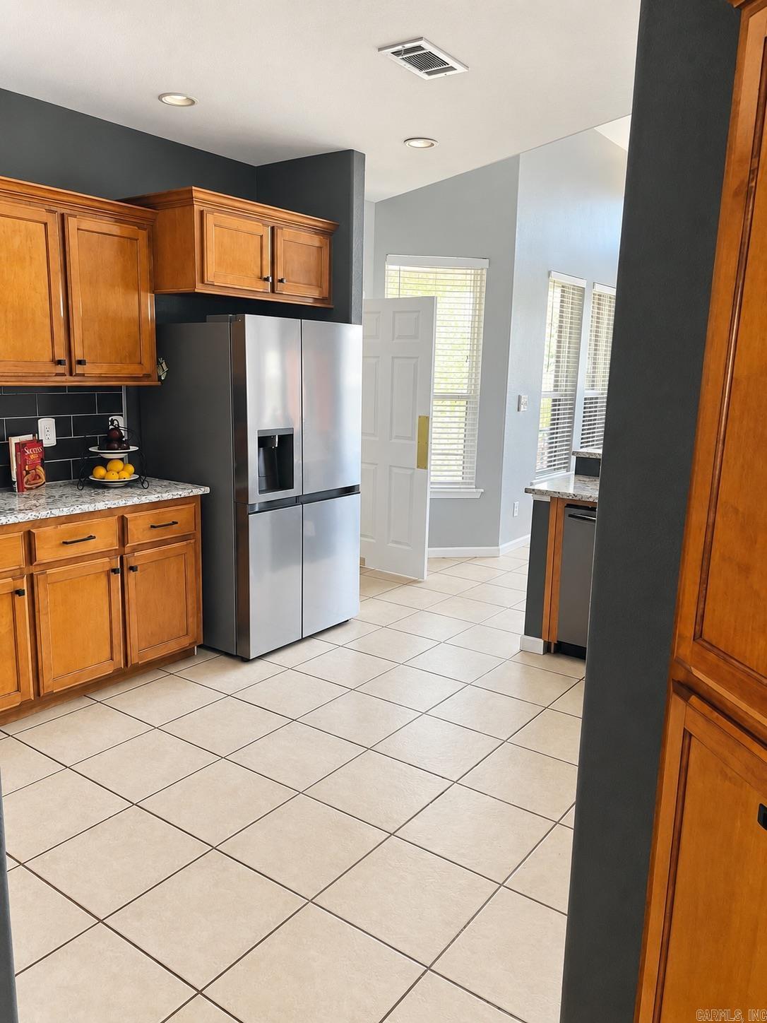 1884 County Rd 2651 Property Photo 17