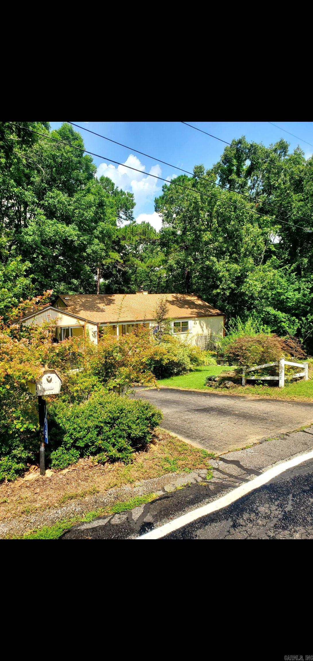 113 Sky King Drive Property Photo 1
