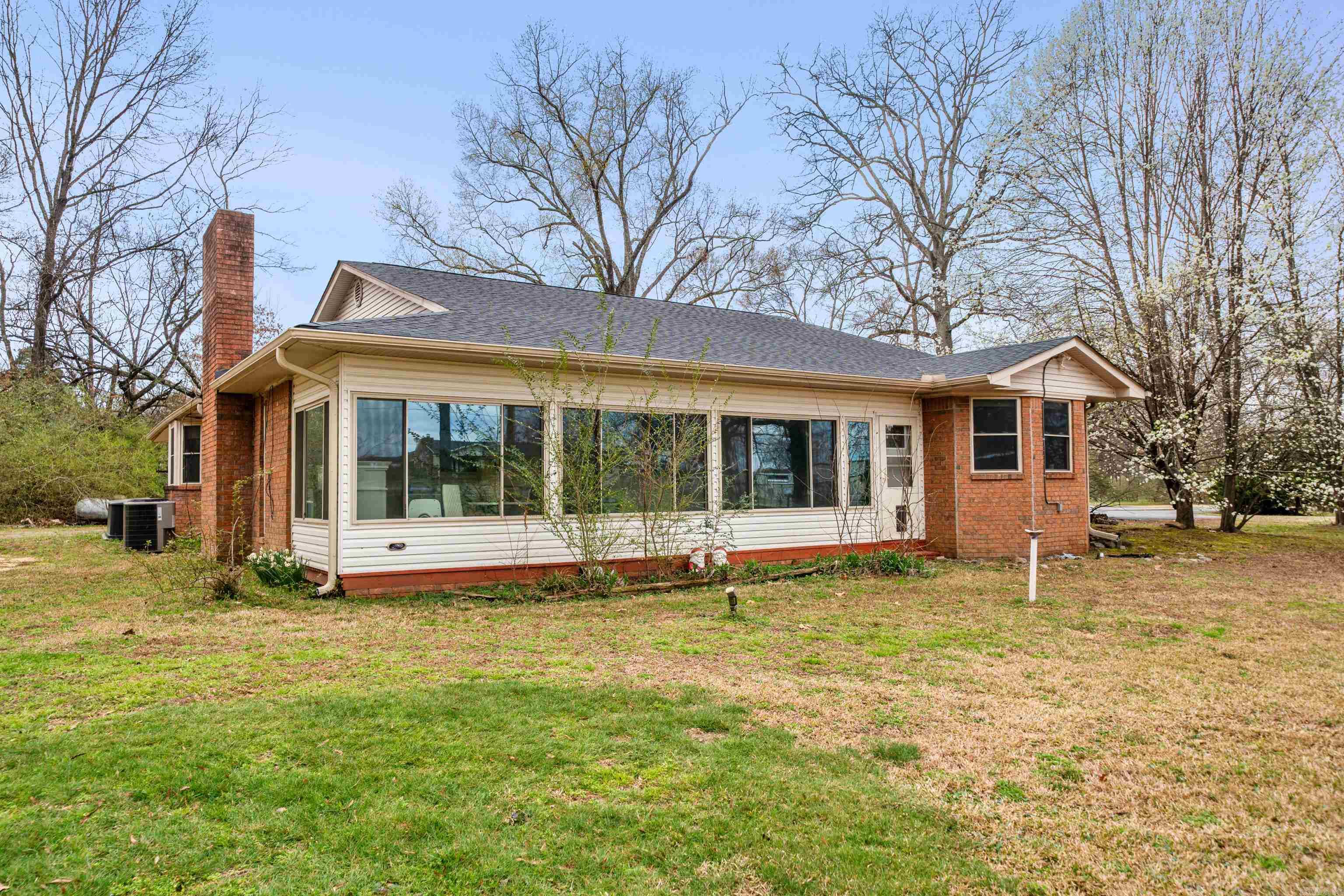 3202 Hwy 290 Highway Property Photo 1