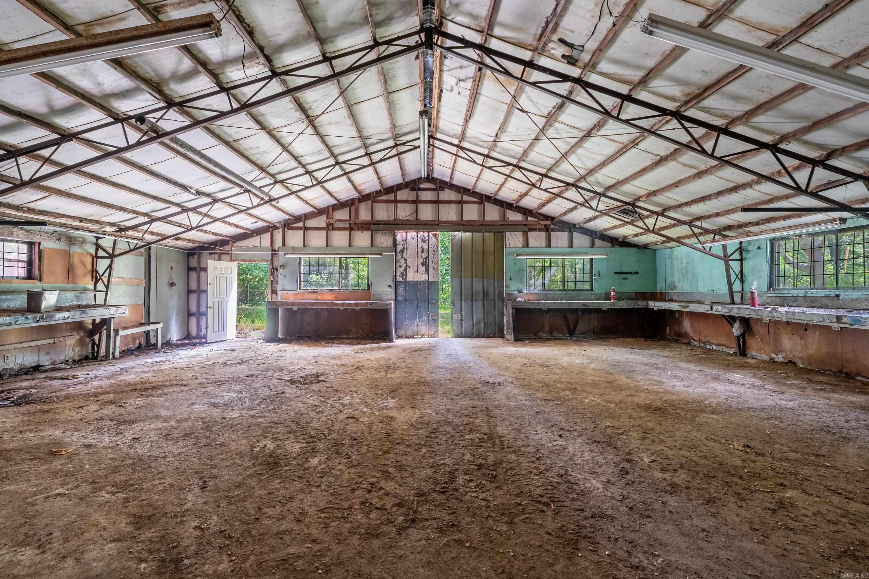 6019 Old Highway 67 Property Photo 2