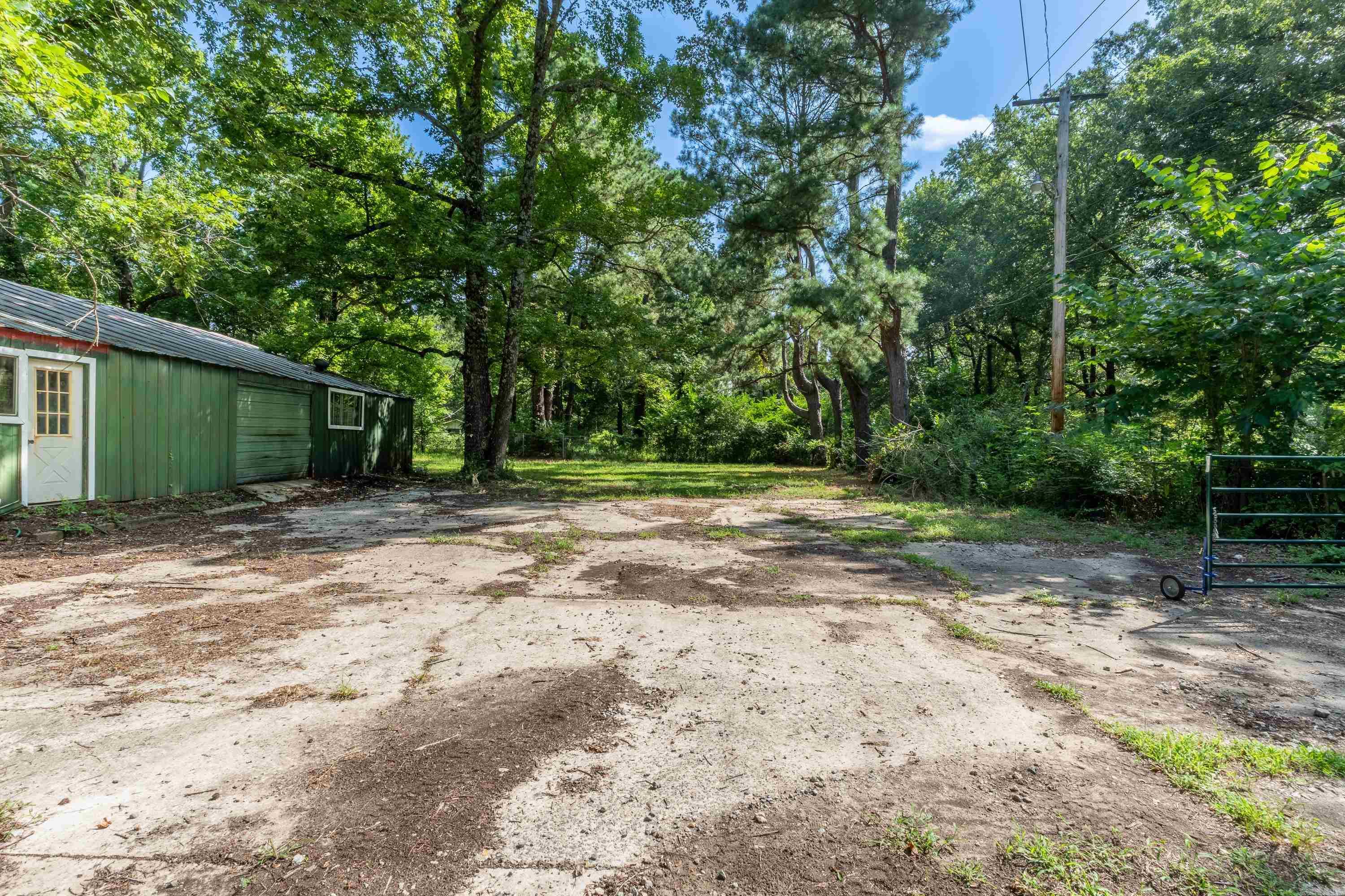 6019 Old Highway 67 Property Photo 11