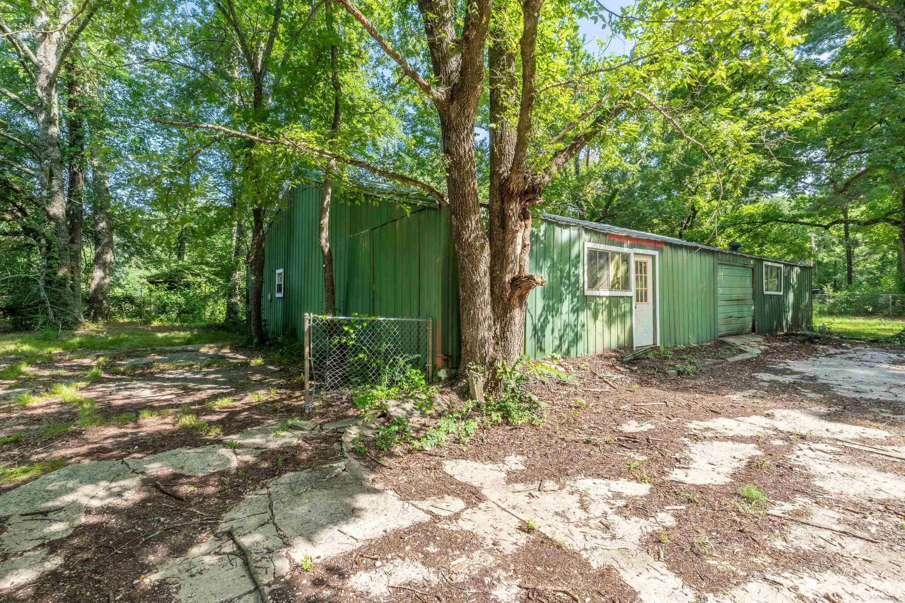 6019 Old Highway 67 Property Photo 12
