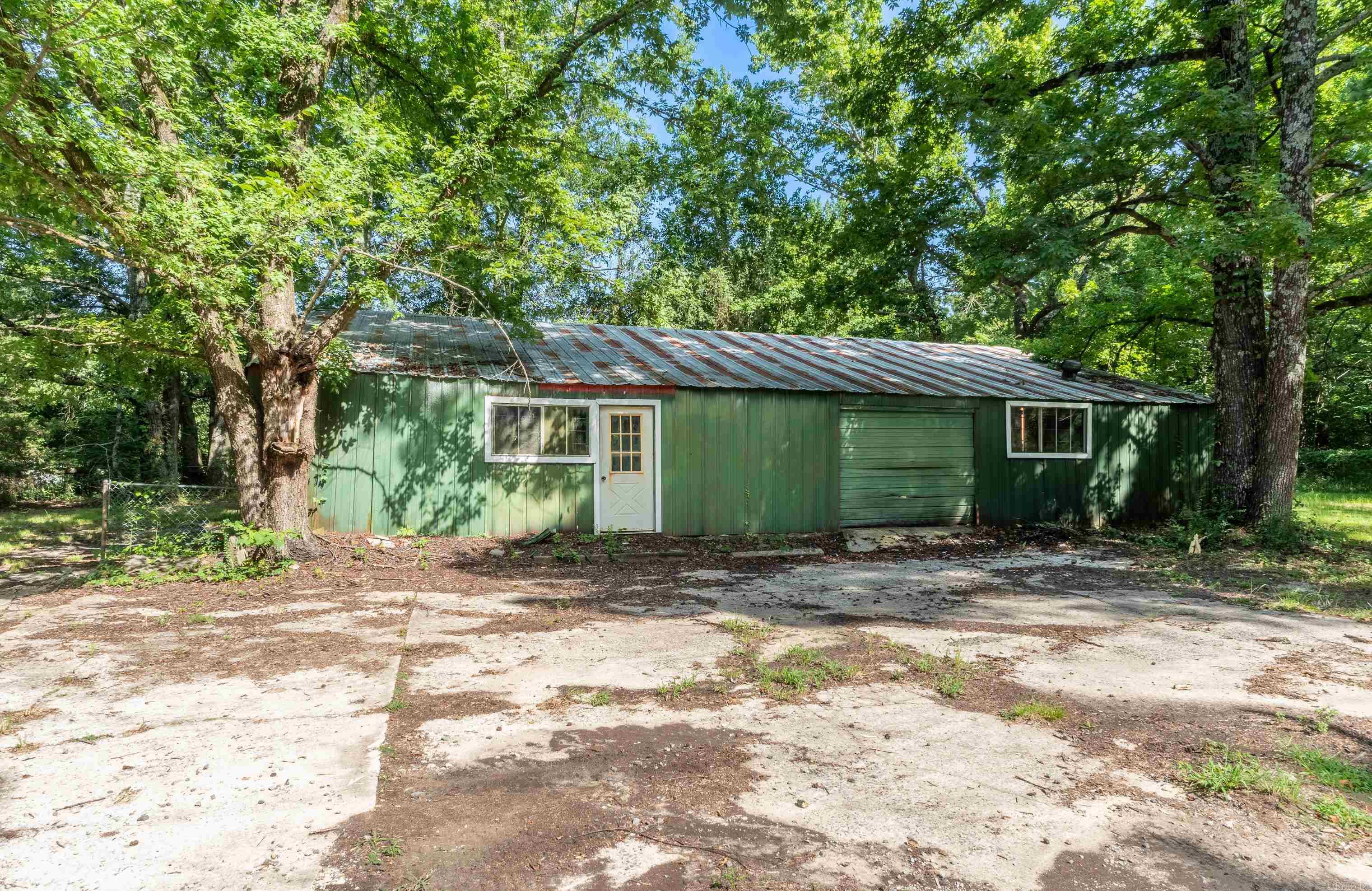 6019 Old Highway 67 Property Photo 14