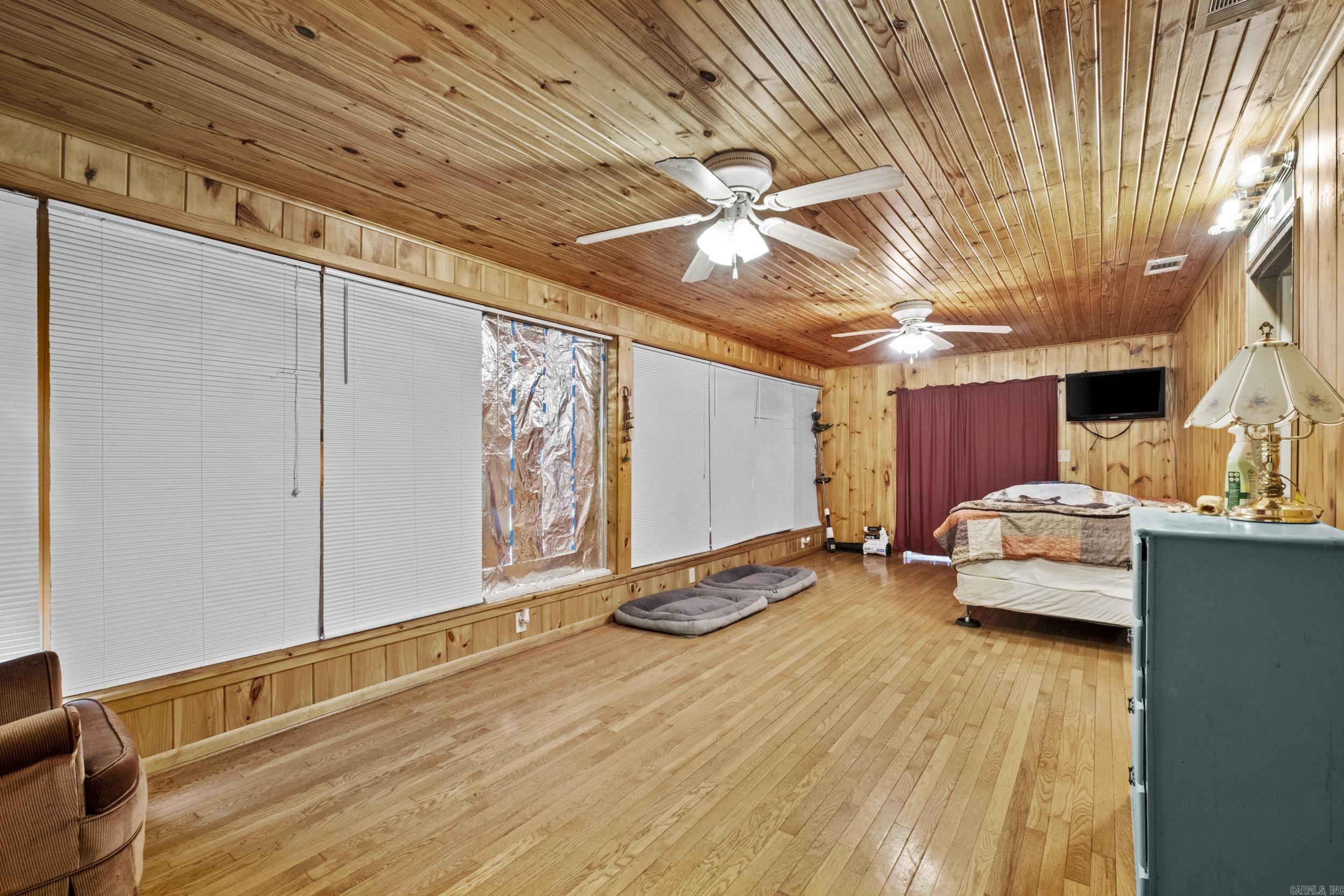 6808 Pryer Lane Property Photo 13