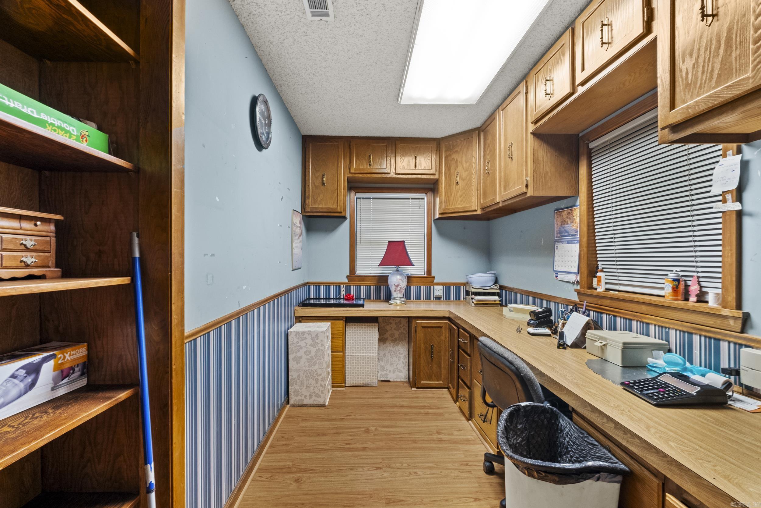 6808 Pryer Lane Property Photo 16