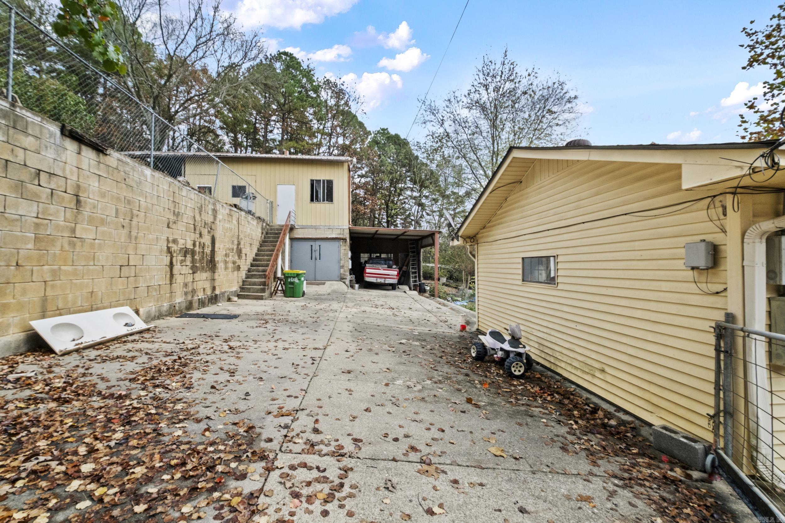 6808 Pryer Lane Property Photo 28
