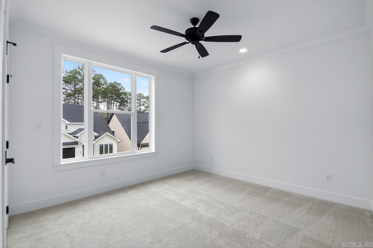 135 Calion Court Property Photo 34