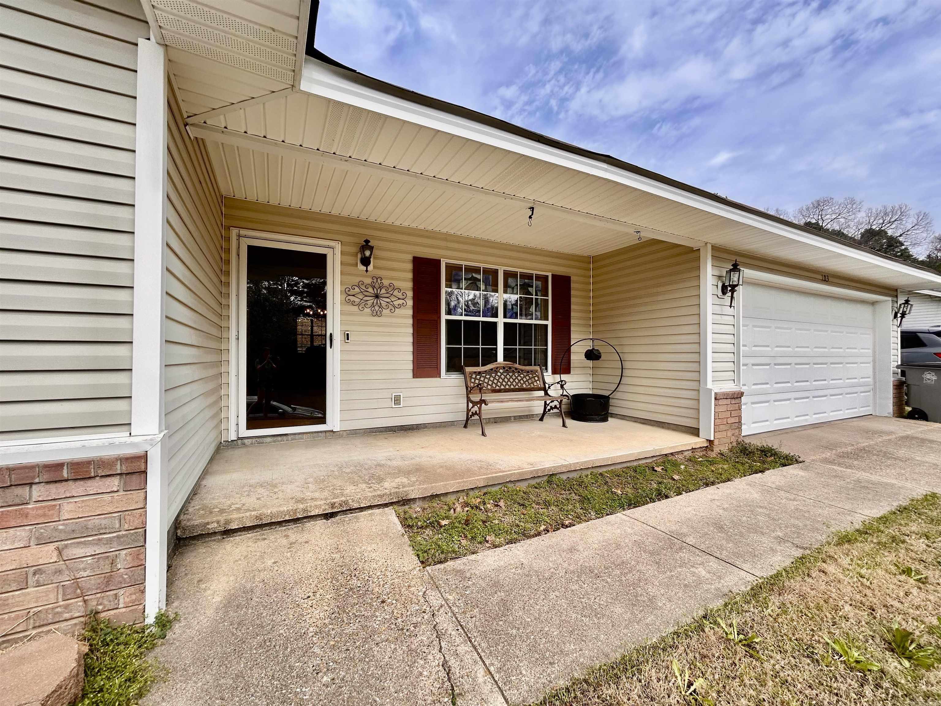 103 Scotch Property Photo 2