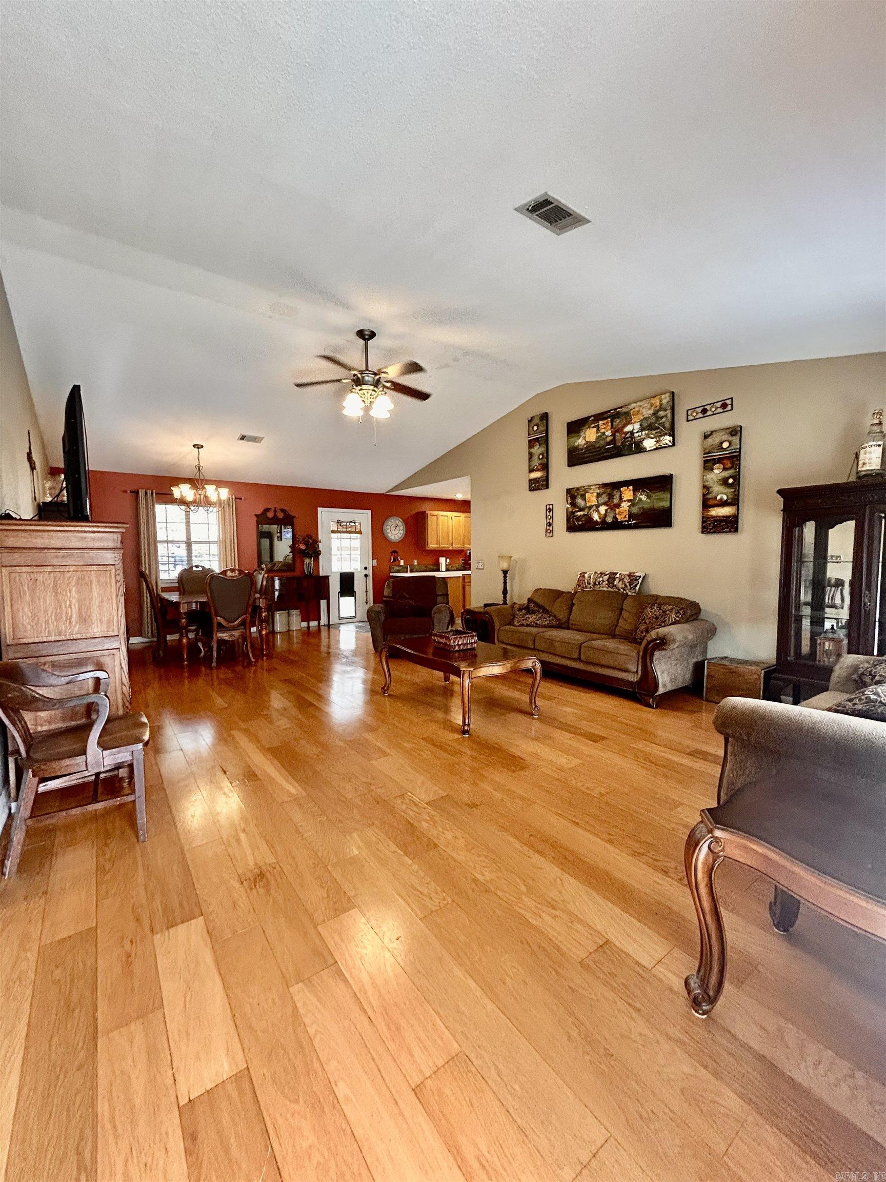 103 Scotch Property Photo 6