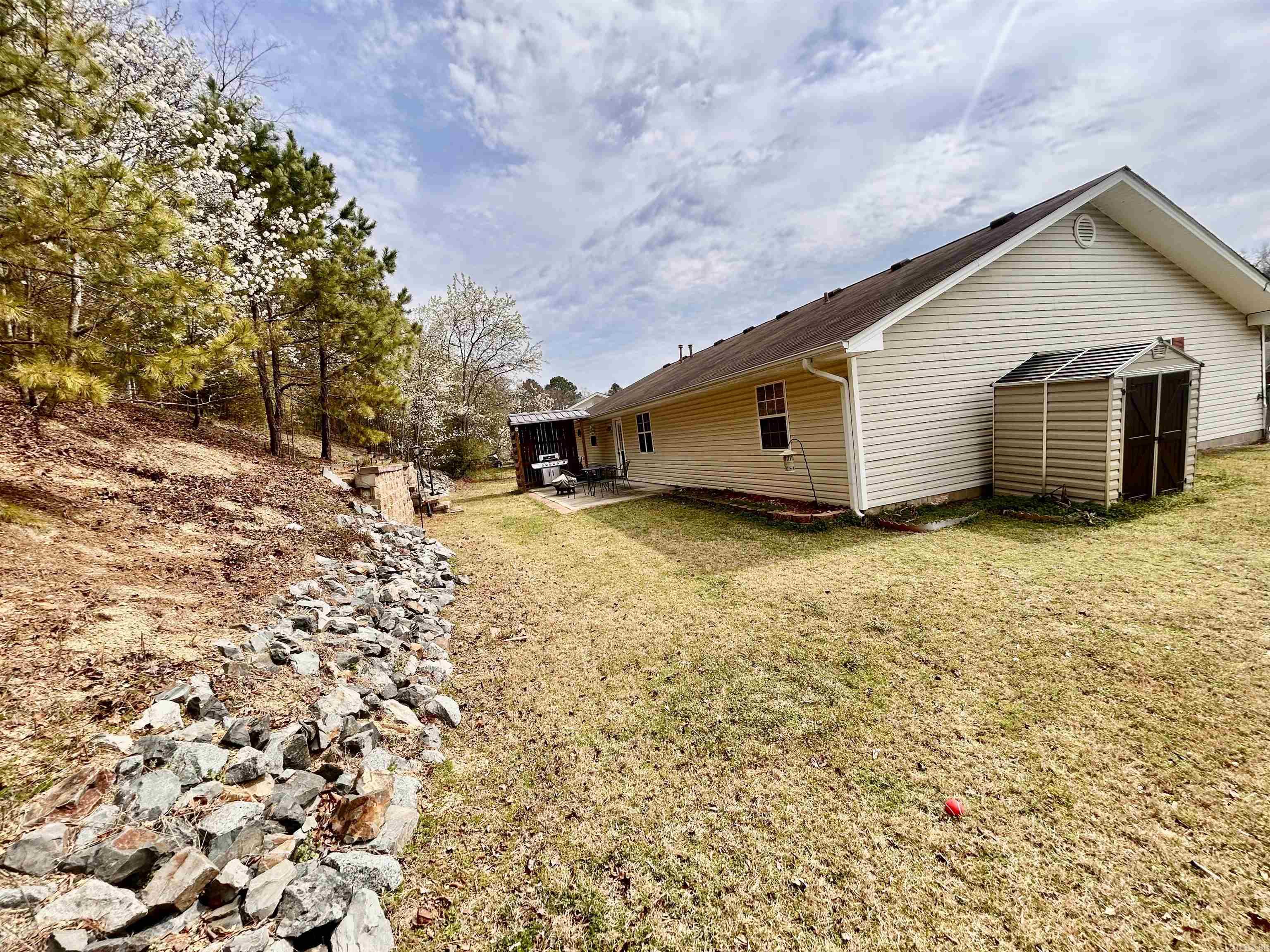 103 Scotch Property Photo 23