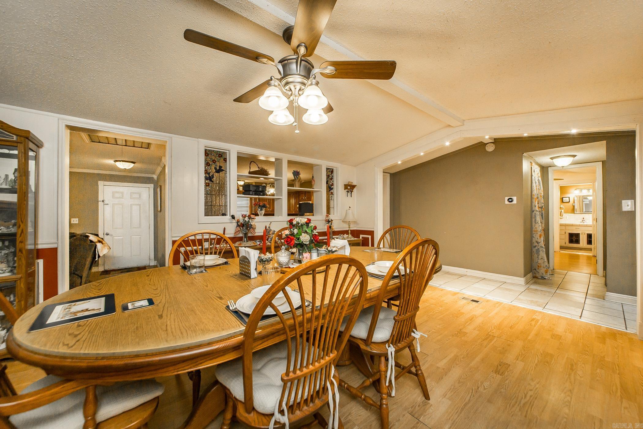 271 Trailwood Drive Property Photo 14