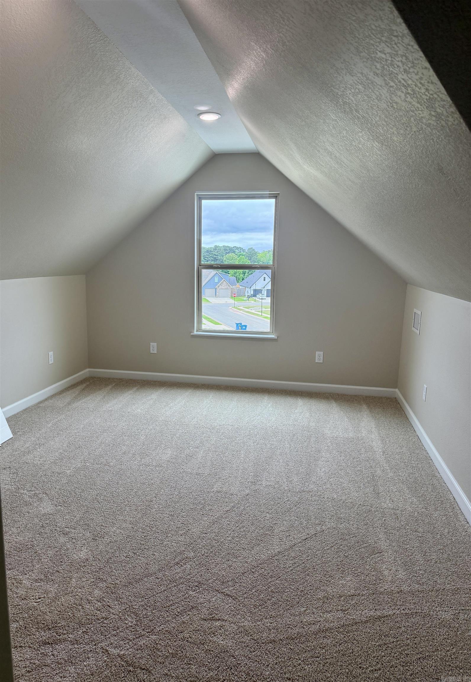 3214 Steeplechase Circle Property Photo 16