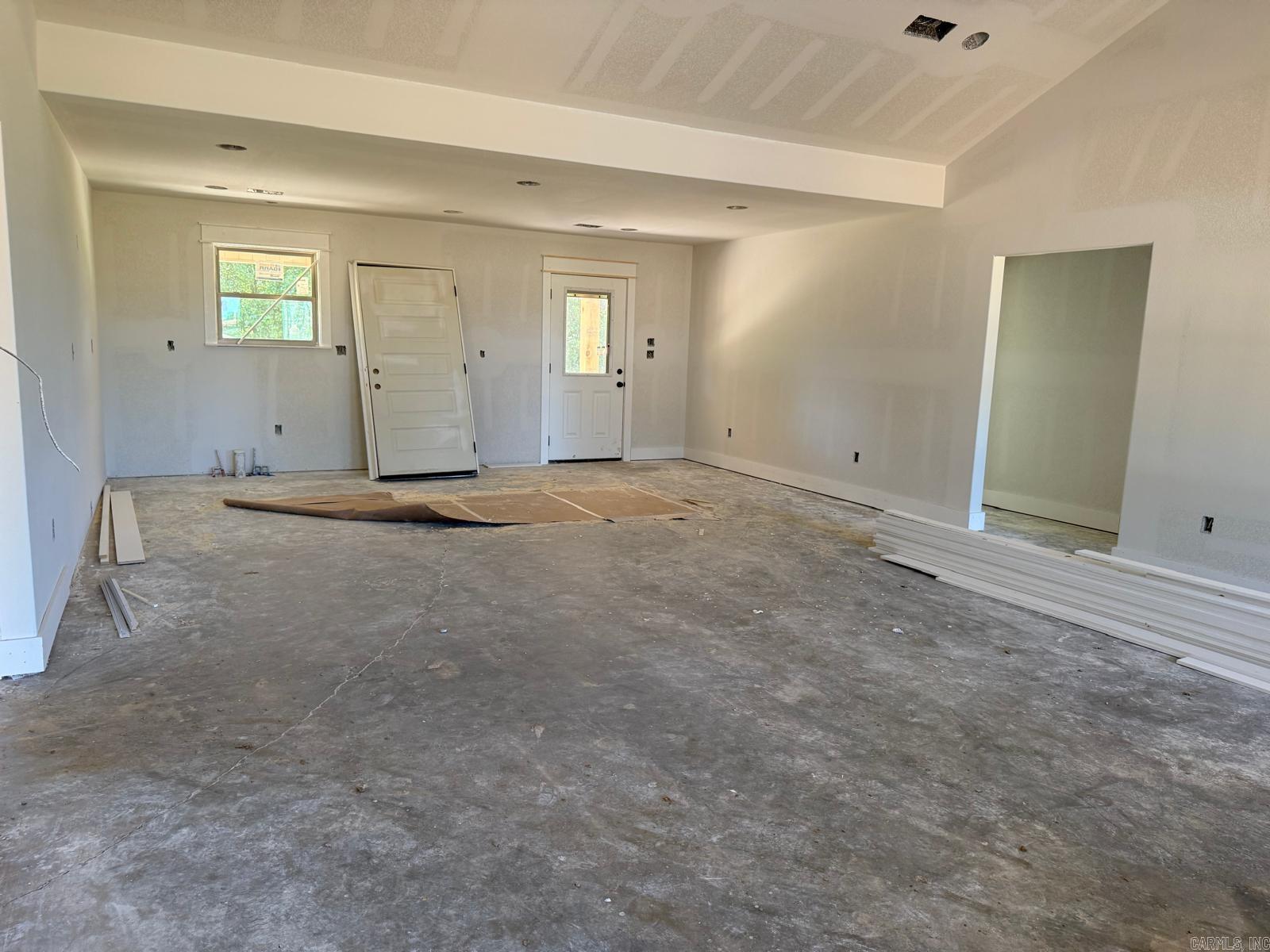 124 Longfield Lane Property Photo 7