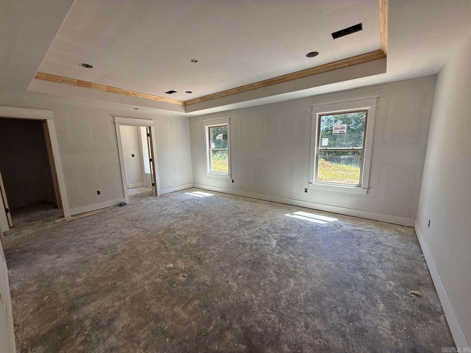 124 Longfield Lane Property Photo 8