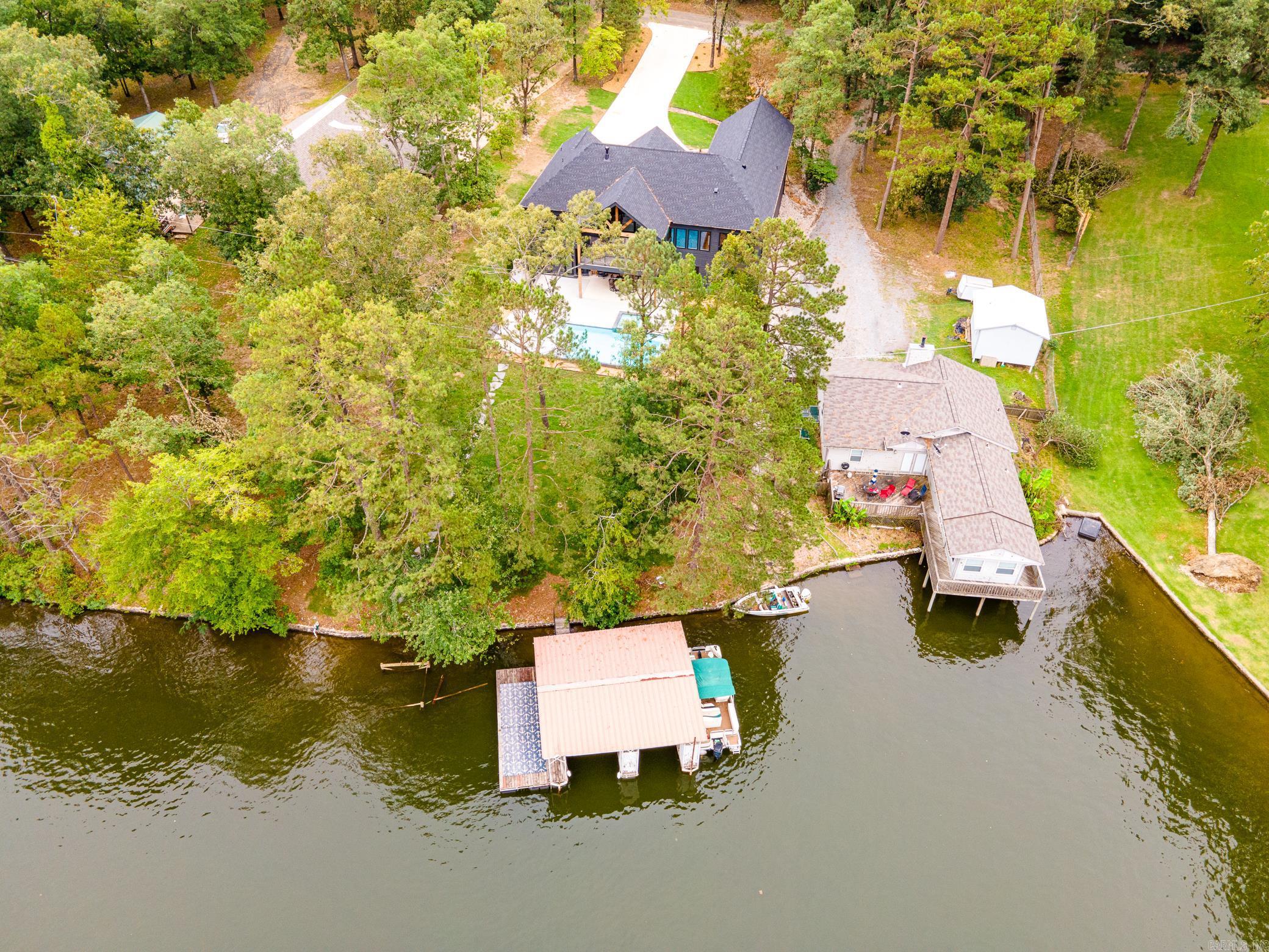 434 Windamere Terrace Property Photo 3