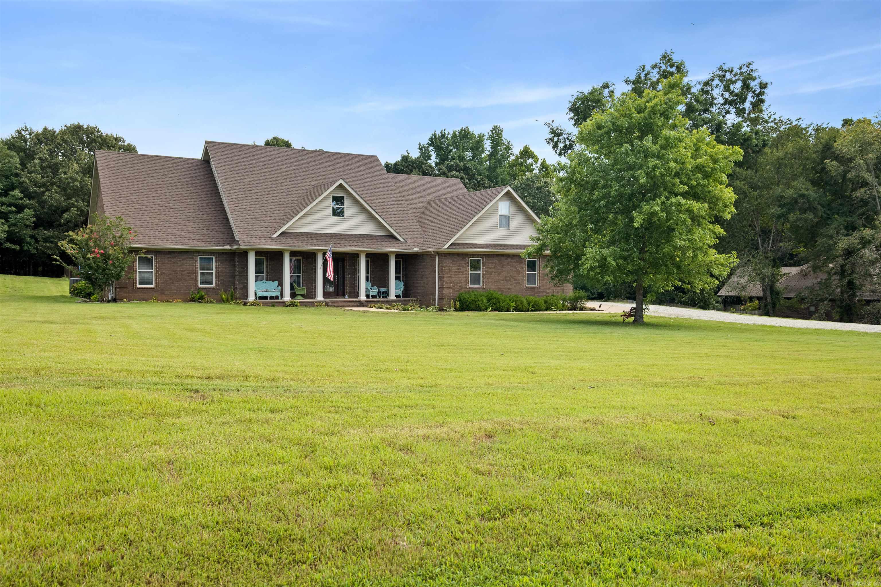 581 Cr 130 Property Photo 1