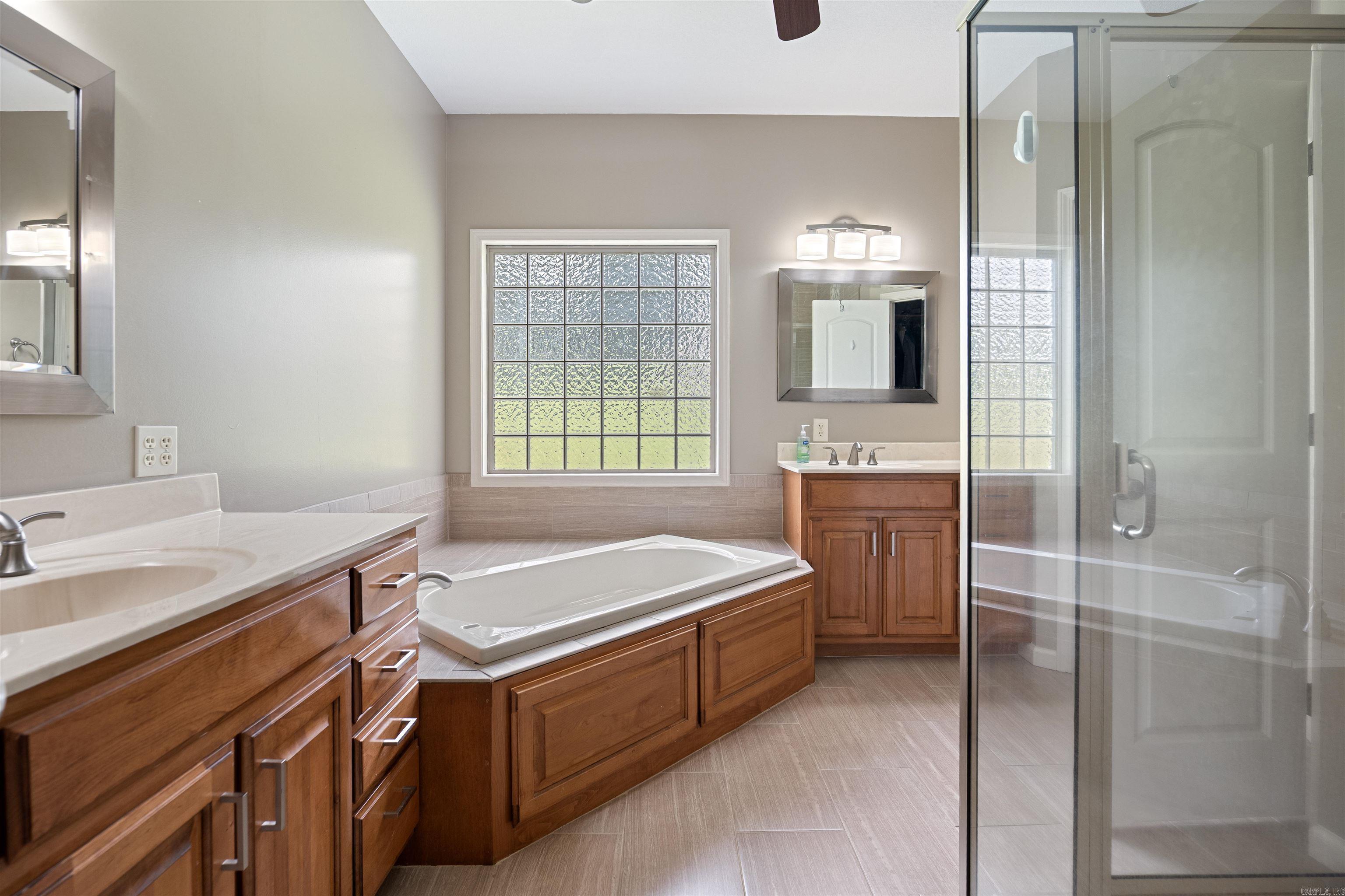 581 Cr 130 Property Photo 24