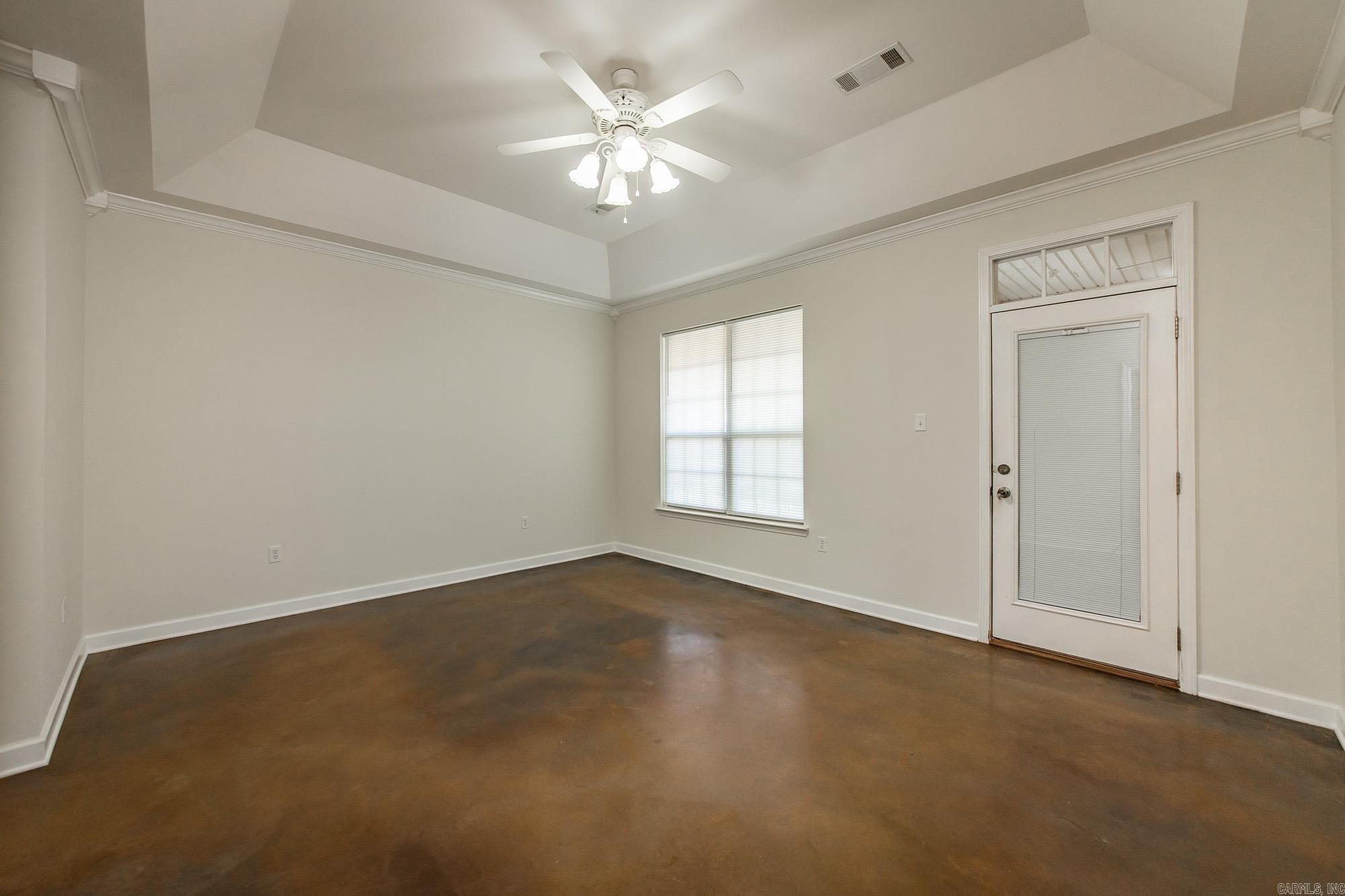 3383 Henderson Road Property Photo 16