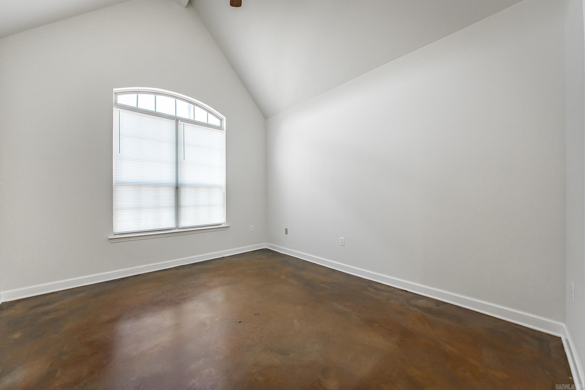 3383 Henderson Road Property Photo 24